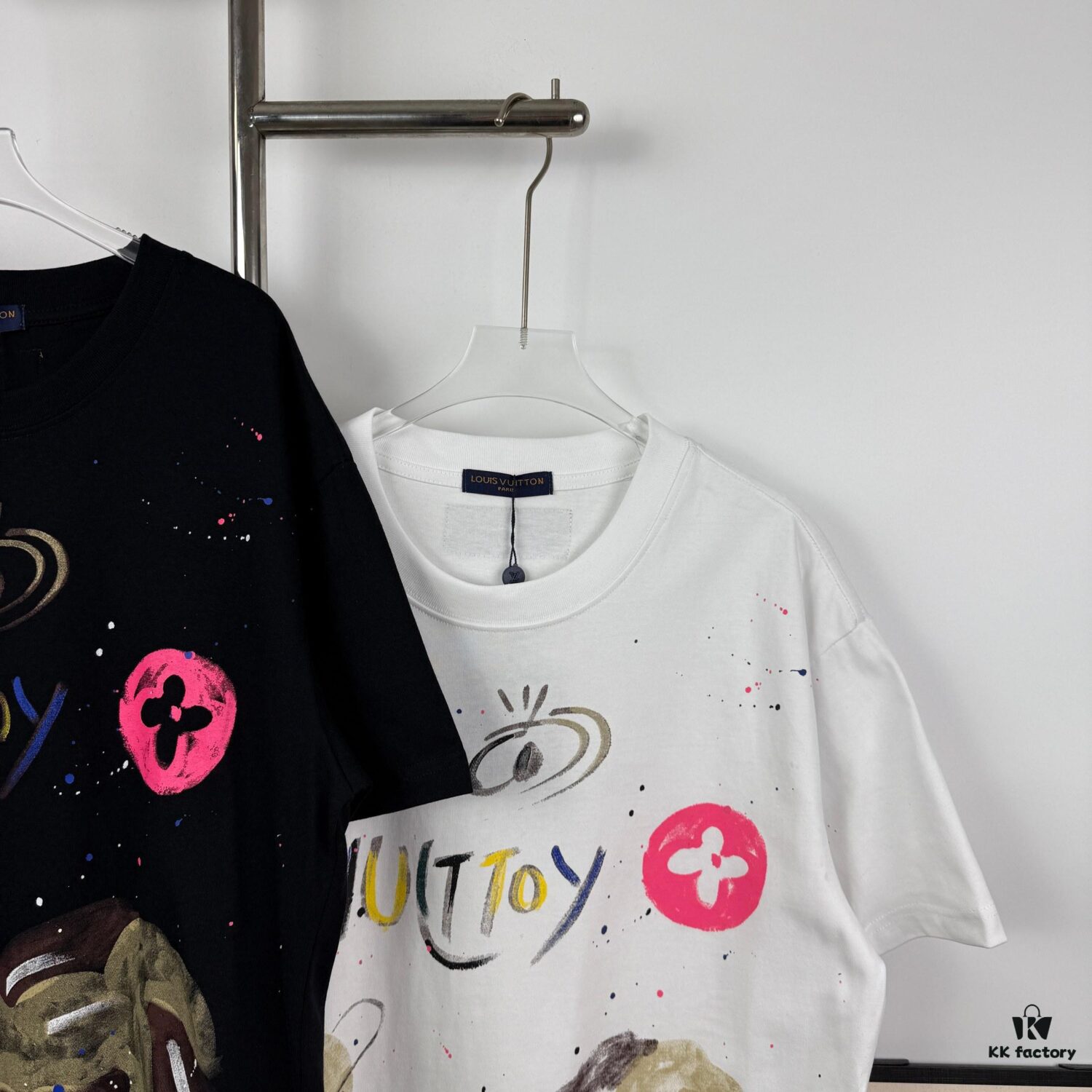 6930f6ec6e68136f4d9b4175 New LV Louis Vuitton 2024 Graffiti Print Short Sleeve T-Shirt, Premium 260g 32s Double Yarn Fabric, Soft and Comfortable Unisex Design, Stylish and Versatile