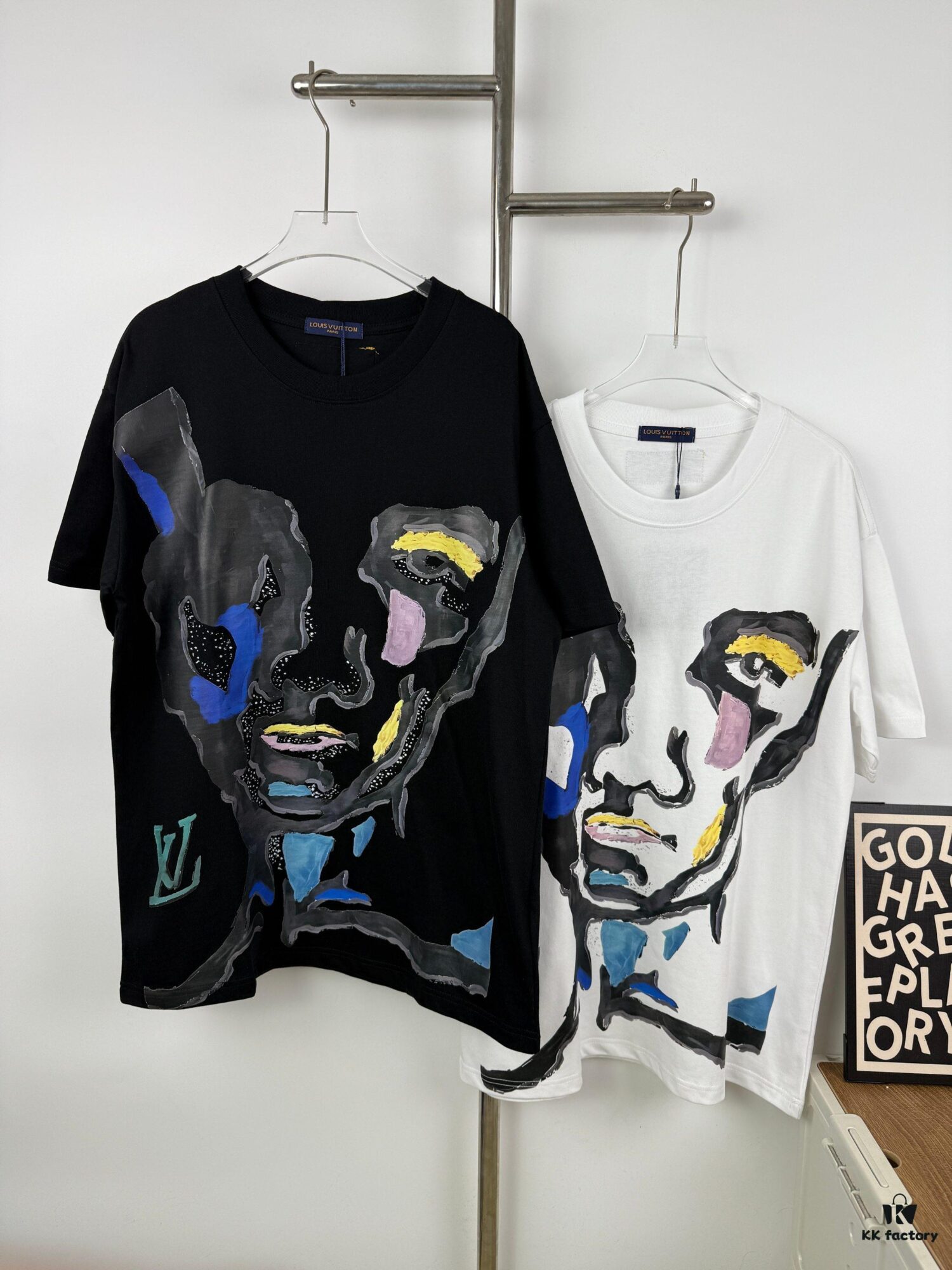 6930f6f56e68136f4d9b417c New LV Louis Vuitton 2024 Graffiti Print Short Sleeve T-Shirt, Premium 260g 32s Double Yarn Fabric, Ultra Soft and Comfortable Unisex Tee
