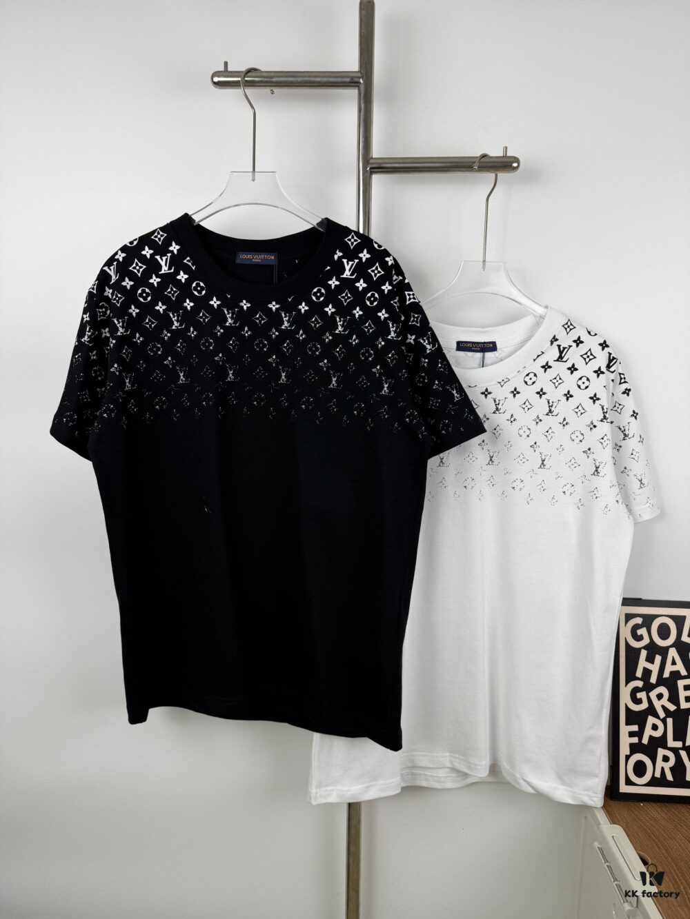 6930f7026e68136f4d9b4186 New Louis Vuitton 270g Crew Neck Short Sleeve T-Shirt with Gradient Starry Night Logo Print