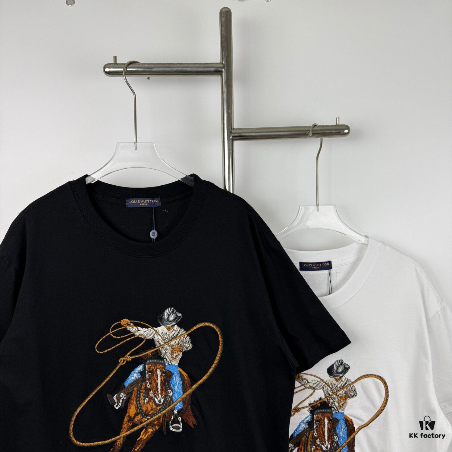 6930f70d6e68136f4d9b4190 New Arrival LOUIS VUITTON Western Cowboy Style Fully Embroidered Short Sleeve T-Shirt, High-Density Imported 270g Fabric, High-Temperature Dyeing and Post-Setting Treatment! Complete Triple Labeling