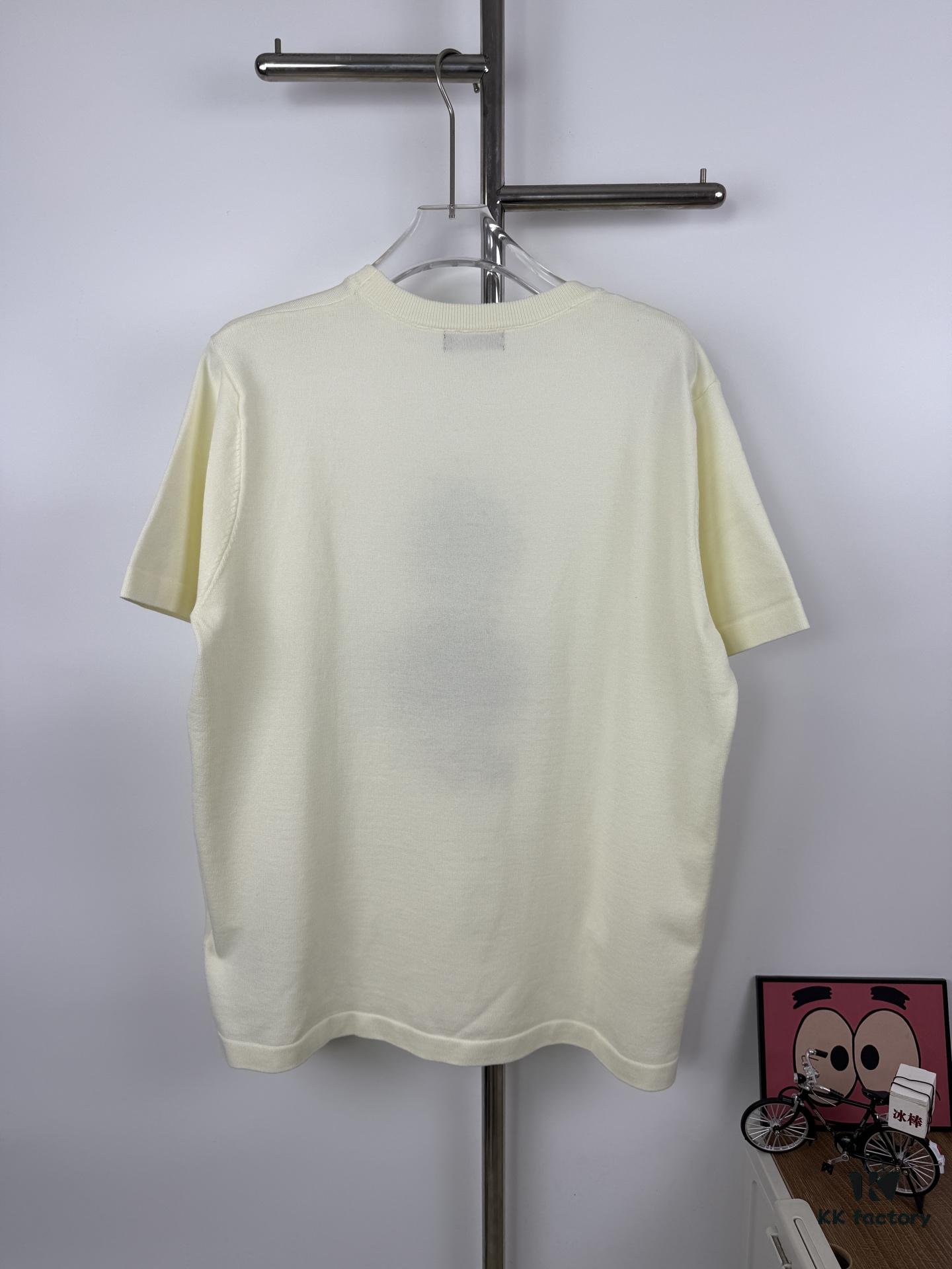 6930f73b6e68136f4d9b41be New LV Collaboration Duck Jacquard Knit Short-Sleeve Unisex Top