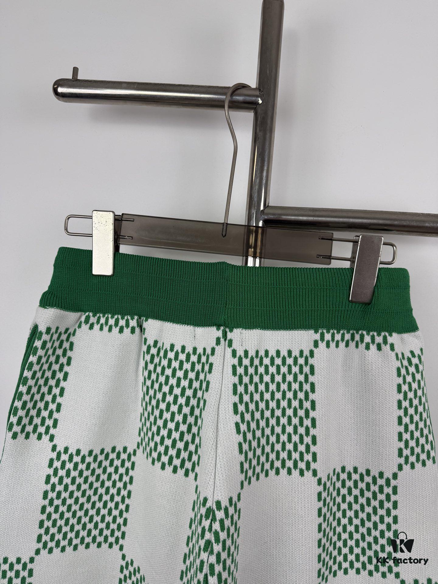 6930f7516e68136f4d9b41d8 New Arrival Louis Vuitton 1V 25SS Large Checkerboard Jacquard Knit Shorts