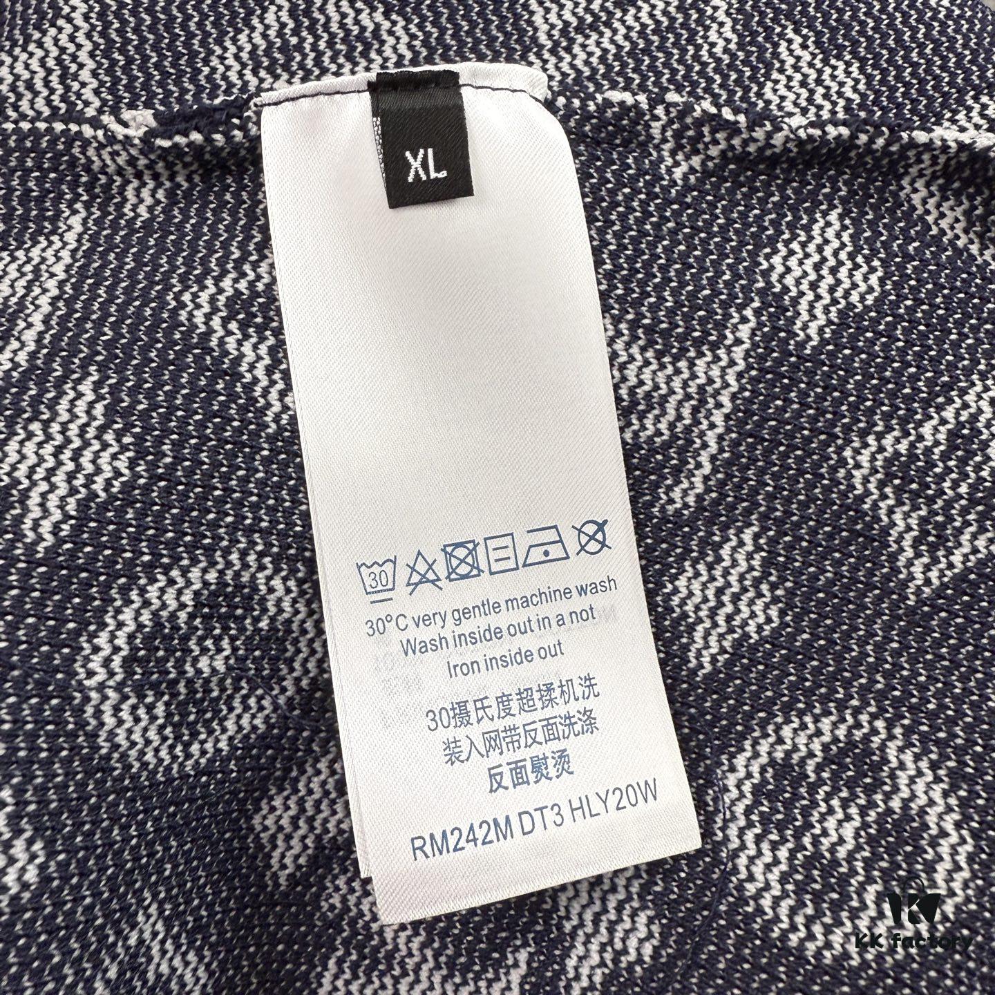6930f7c46e68136f4d9b4240 New LV Louis Vuitton Monogram Jacquard Knit Shorts