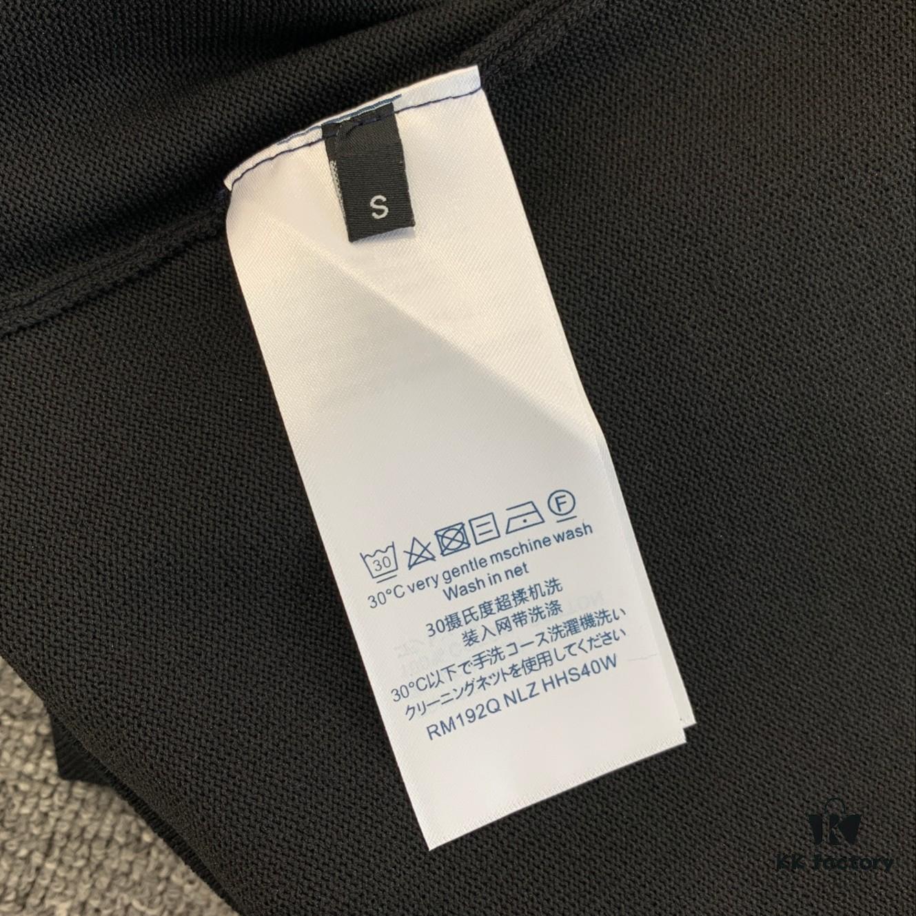 6930f8d26e68136f4d9b436a New Louis Vuitton Embroidered Logo Short Sleeve T-Shirt with Knitted Collar, Unisex Oversized Fit