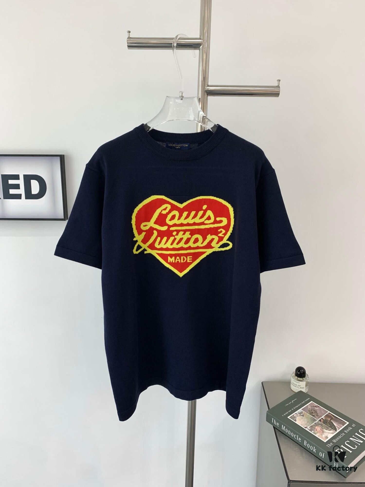 6930f8e06e68136f4d9b437a New Louis Vuitton LV 2023 Spring Heart Knit Short-Sleeve Unisex by lvXnigo Collaboration