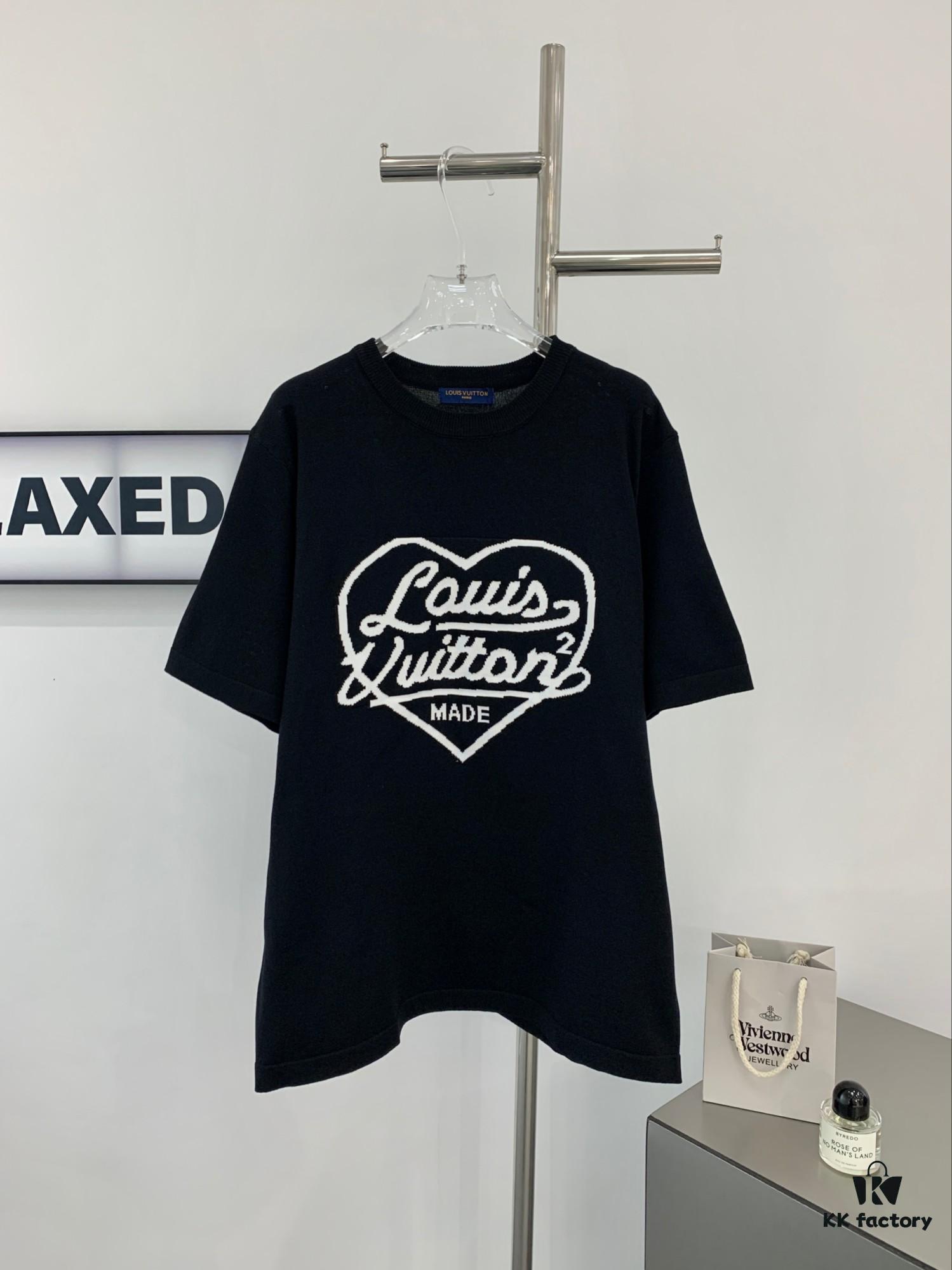 6930f8ea6e68136f4d9b4384 New Louis Vuitton LV 2023 Spring Heart Knit Short-Sleeve Unisex Top