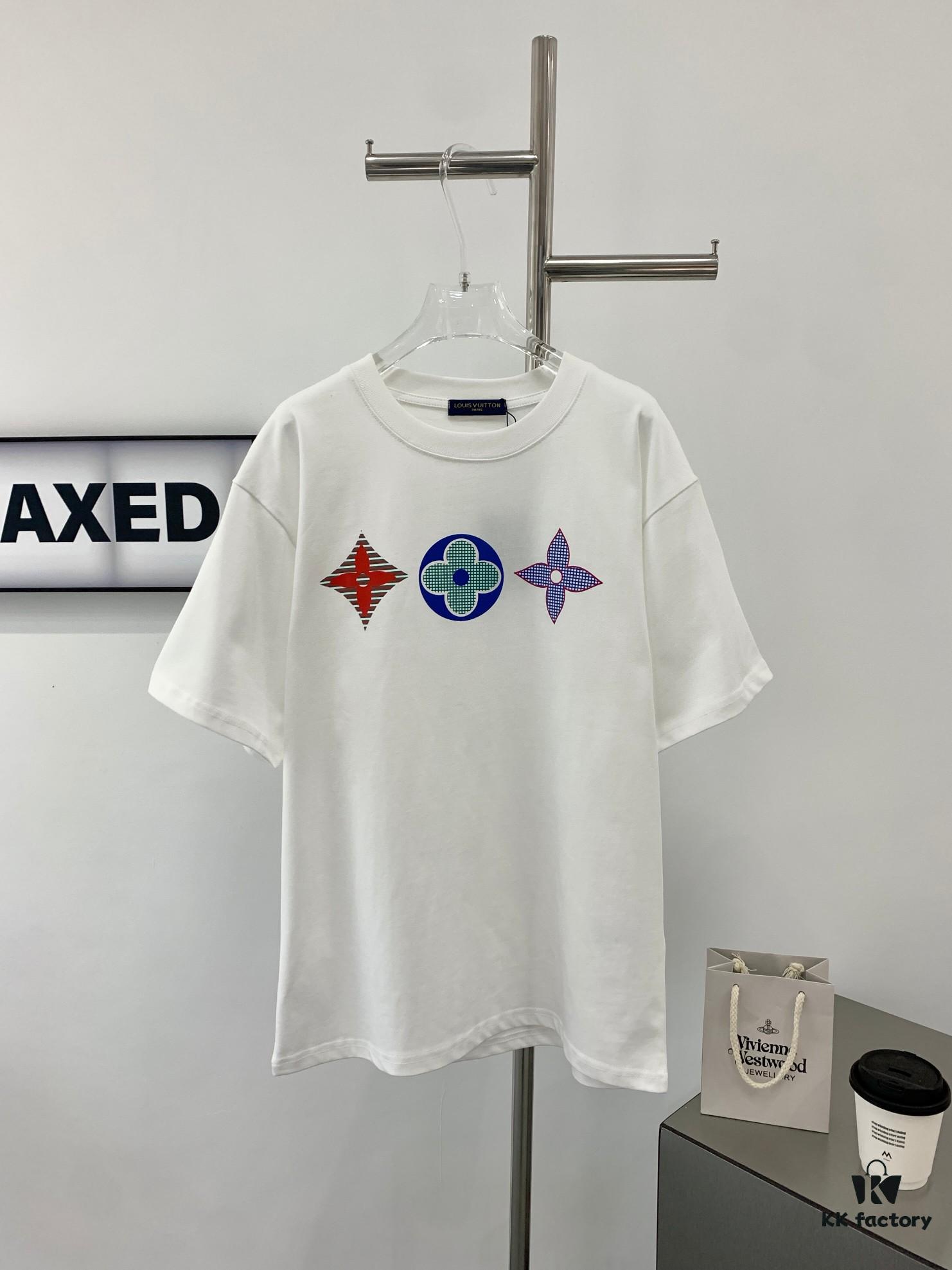 6930f8f56e68136f4d9b4396 New Arrival LOUIS VUITTON LV Chest Tricolor Flower Logo Printed Short Sleeve T-Shirt