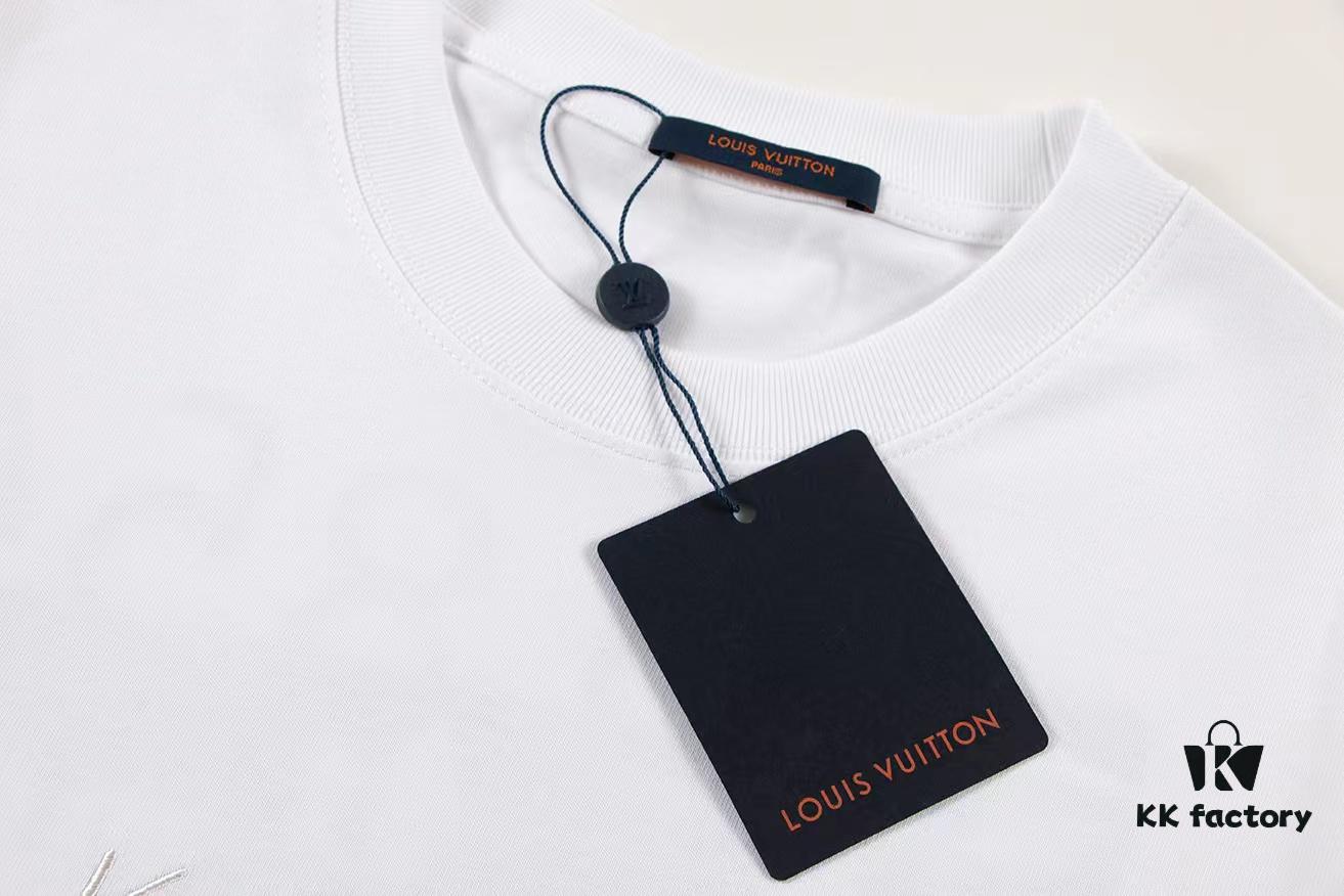 6930f98b6e68136f4d9b4454 2025 New Arrival Louis Vuitton Short Sleeve T-Shirt