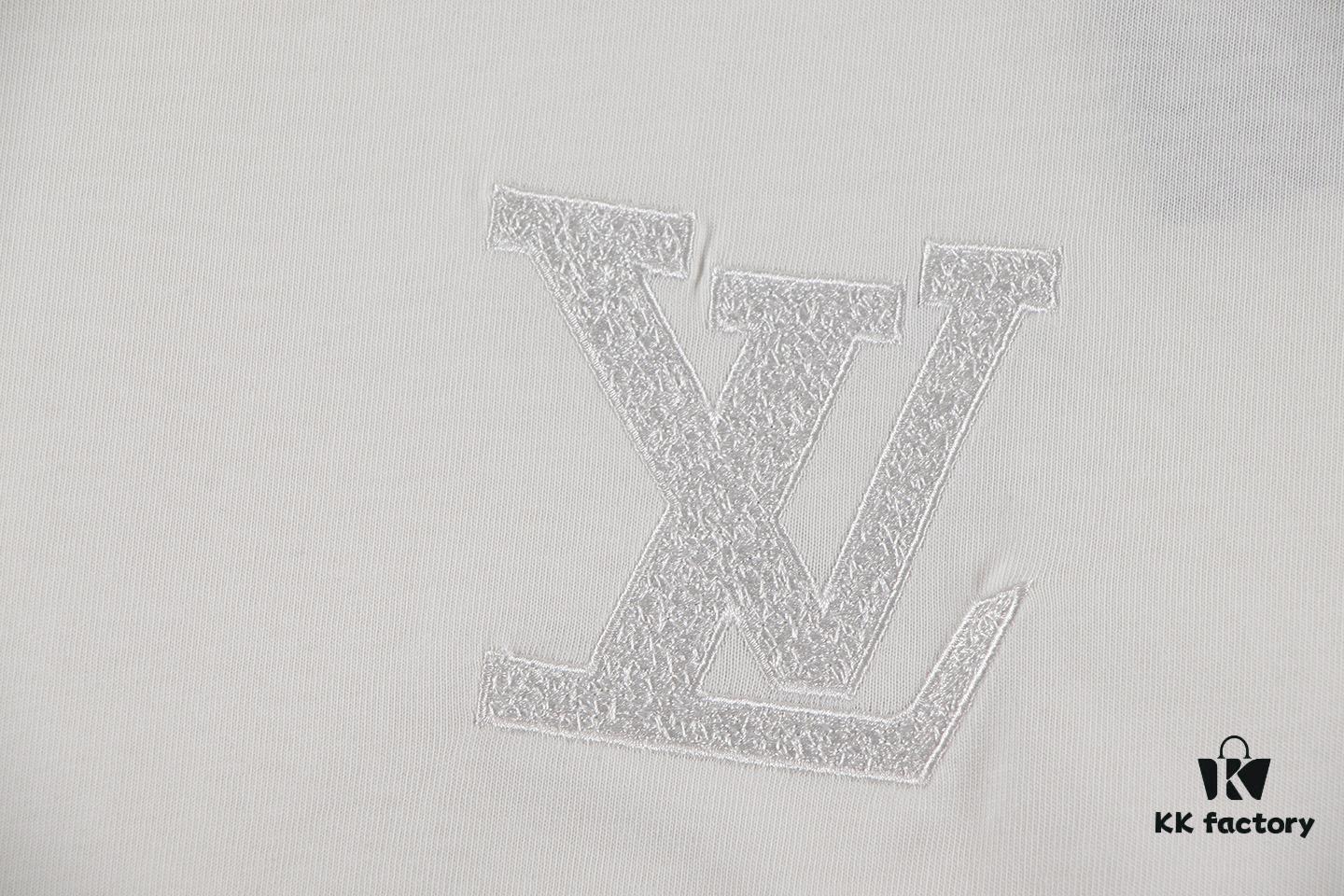 6930f9ec6e68136f4d9b44f5 Louis Vuitton 2025 Latest Short Sleeve T-Shirt