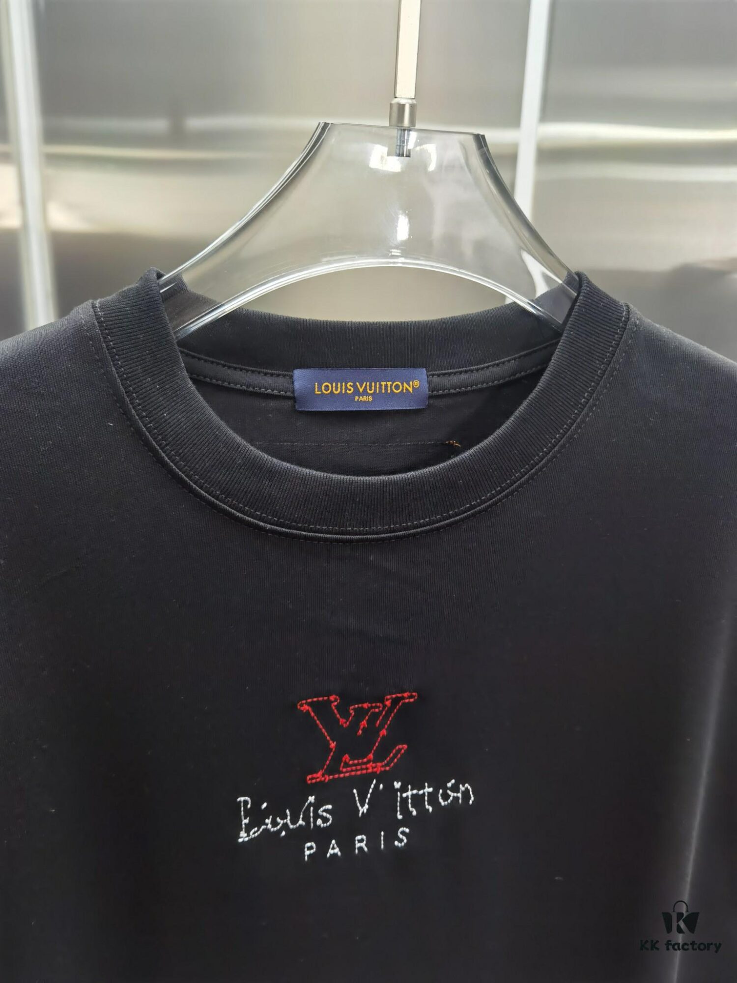 Louis 1V (Embroidered Premium Version, Distinct from Standard)