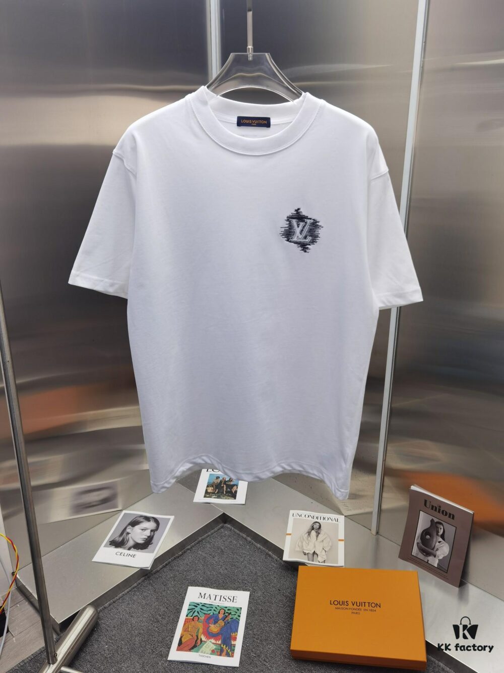 6930fa966e68136f4d9b45c3 Louis 1V (Embroidered Premium Version, Distinct from Standard Stock)
