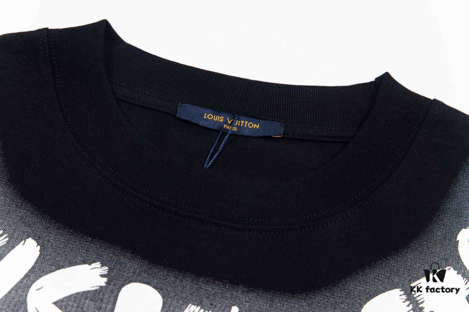 6930faad6e68136f4d9b45e7 Louis Vuitton New Arrival Necklace Pendant Print Logo Letter Casual Round Neck Short Sleeve T-Shirt