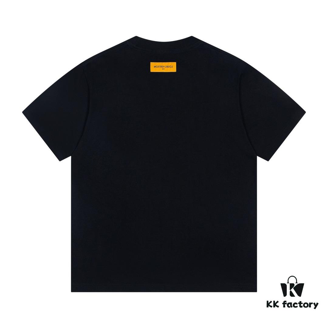6930fac16e68136f4d9b460a Louis Vuitton New 25SS Classic Letter Floral Pattern Logo Print Crew Neck Short Sleeve T-Shirt