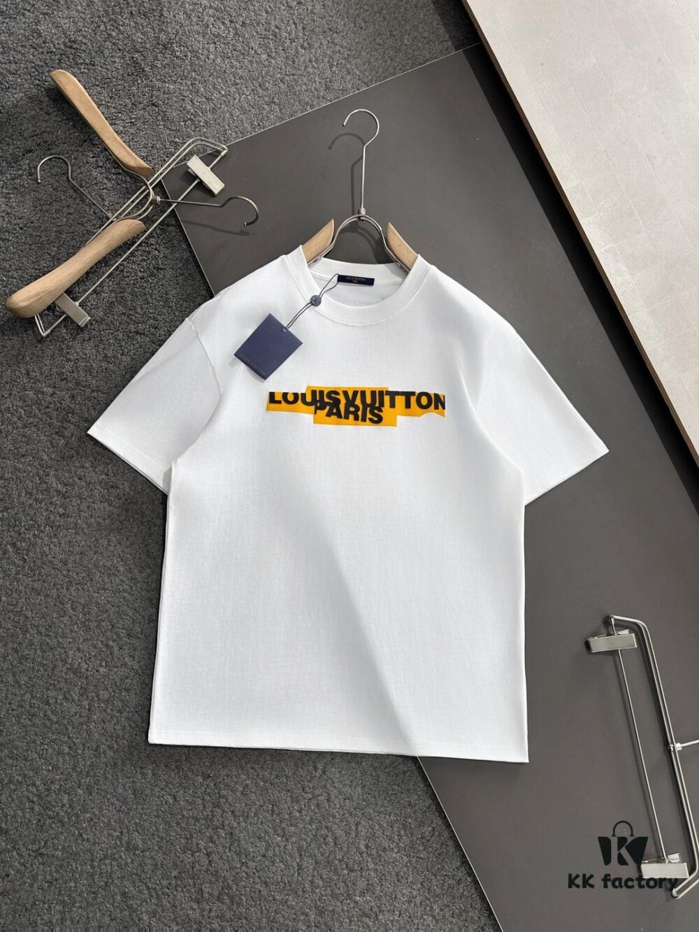 6930faeb6e68136f4d9b461d 1V 2025SS Spring Summer Newest Round Neck Fashion Short Sleeve T-Shirt, Synchronized with Official Website, Cabinet-Quality Cotton Fabric