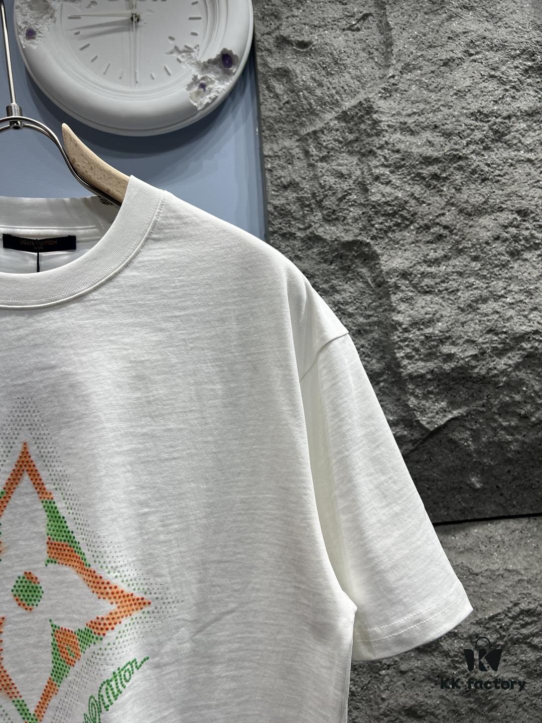 6930fb086e68136f4d9b4634 Louis Vuitton Logo-Embellished Short Sleeve T-Shirt