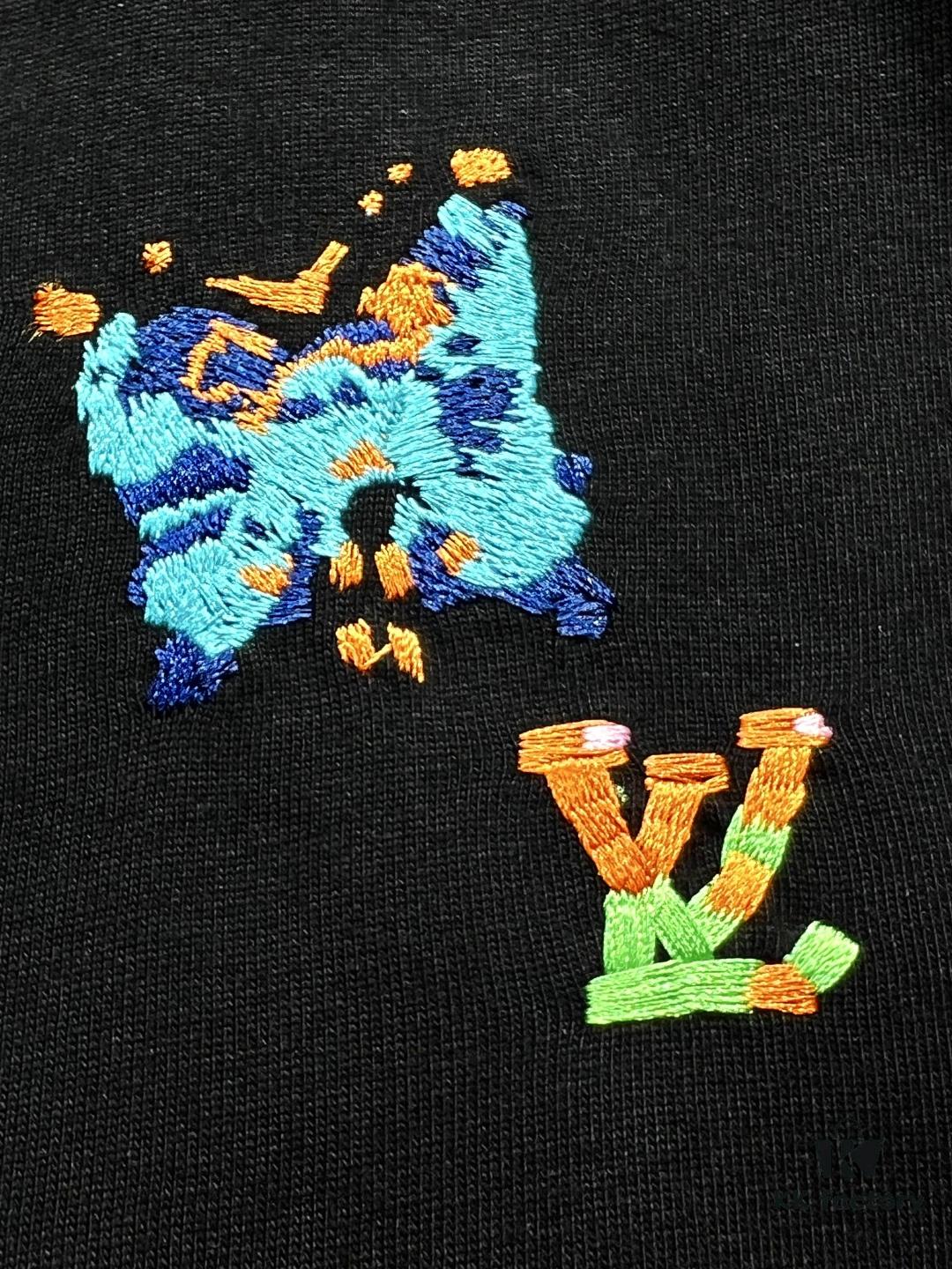 6930fb326e68136f4d9b4661 Louis Vuitton Butterfly Embroidered Short-Sleeve T-Shirt