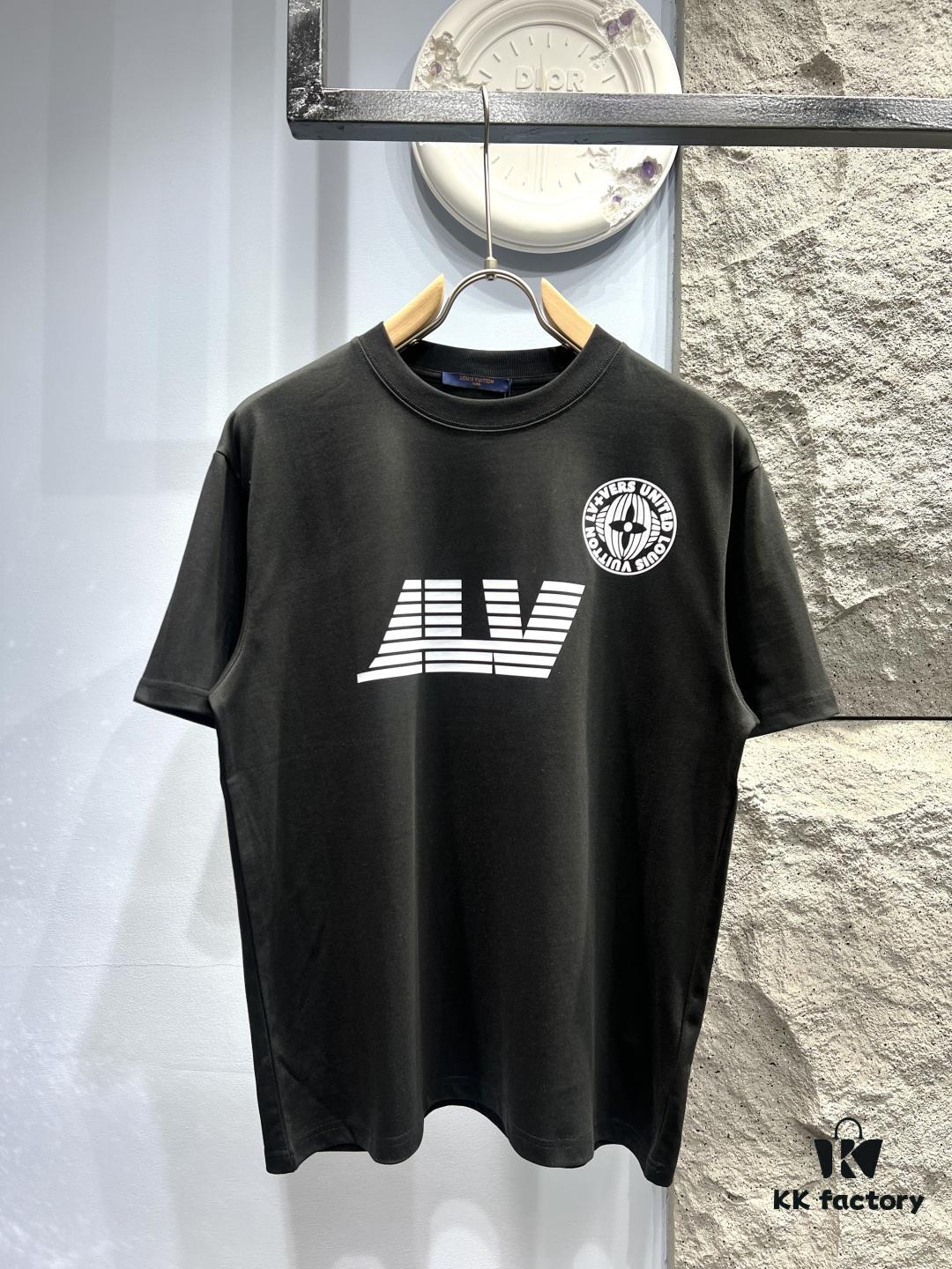 6930fb546e68136f4d9b4681 Louis Vuitton Printed Logo Short-Sleeve T-Shirt