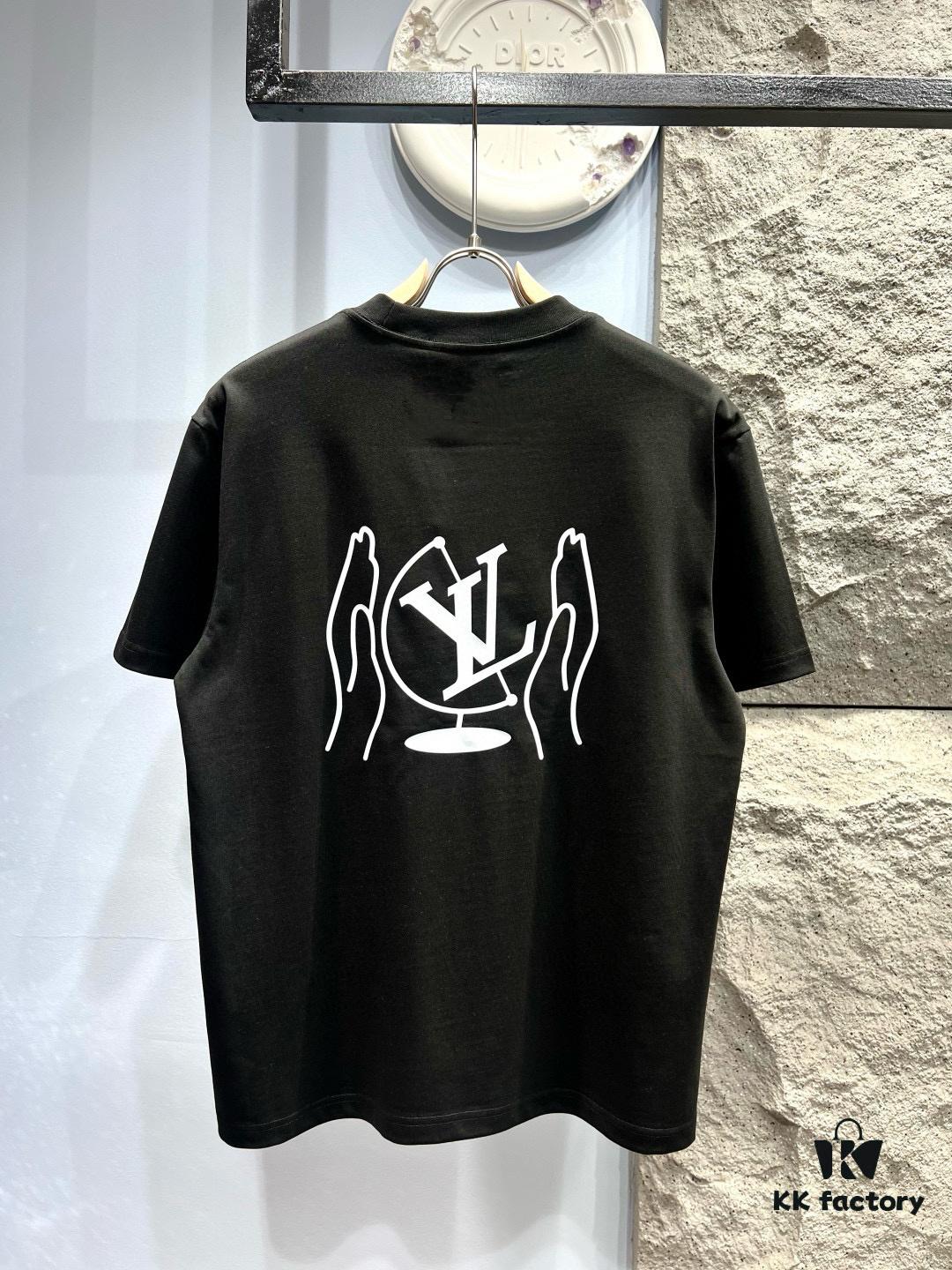 6930fb5b6e68136f4d9b4688 Louis Vuitton Printed Logo Short-Sleeve T-Shirt