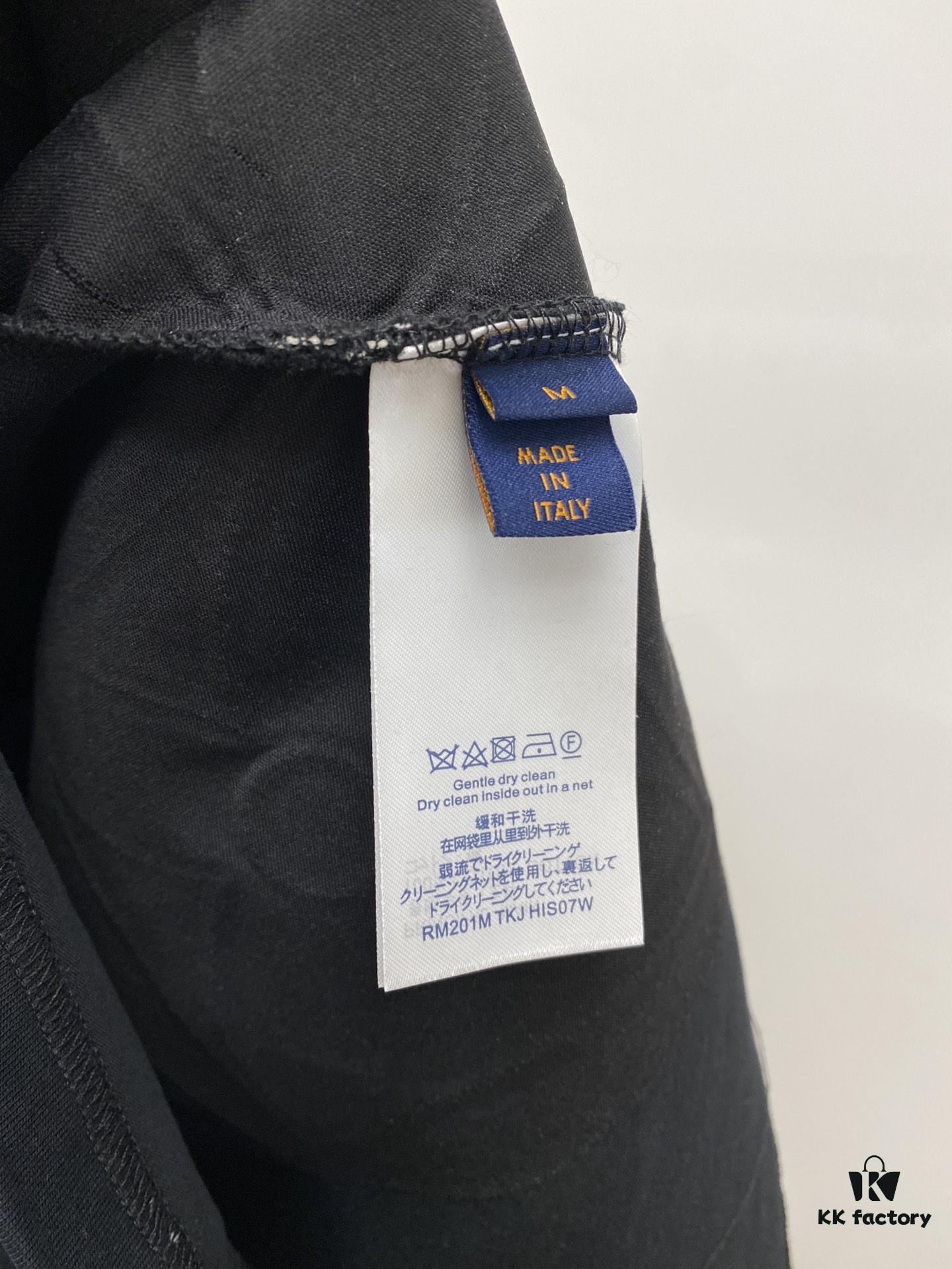 6930fba46e68136f4d9b46d8 Louis Vuitton 2025 Newest Short-Sleeve T-Shirt, Stylish and Fashionable, Top-Quality Digital Positioning Embroidered Logo, Simple and Versatile Design