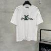 6930fbb16e68136f4d9b46e4 Lv Pai 25SS New Arrival Round Neck T-Shirt! Must-Have for Fashion Enthusiasts! Custom Brand Letter Embossed Rubber Print on Chest. Classic Color Combination, Stylish and Attractive. Youthful and Energetic Overall Look! Crafted from 280g Cotton Fabric, Offering Exceptional Comfort and a Soft, Premium Touch.