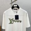 LV 25SS Spring/Summer T-Shirt! Black and White Printed Crew Neck Short Sleeve Tee!