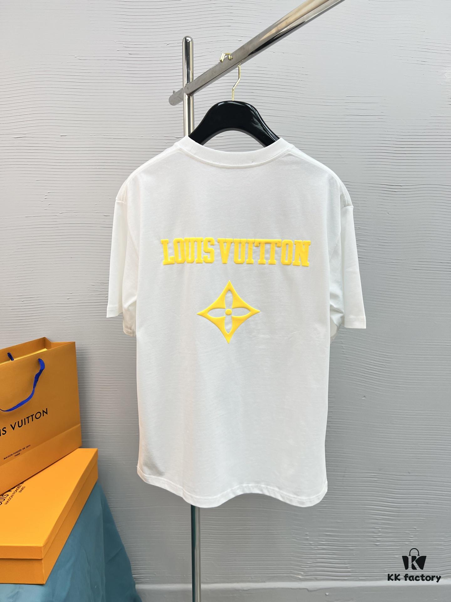 6930fc096e68136f4d9b473f High-Quality LV 25SS Classic Color T-Shirt New Arrival! This vibrant and youthful design is full of energy, featuring the latest season's signature bear series. Crafted with premium 280g 100% cotton fabric and advanced printing technology for a highly dimensional color transition. Ideal for spring and summer, perfectly matches jeans, chinos, or shorts — a must-have wardrobe staple.
