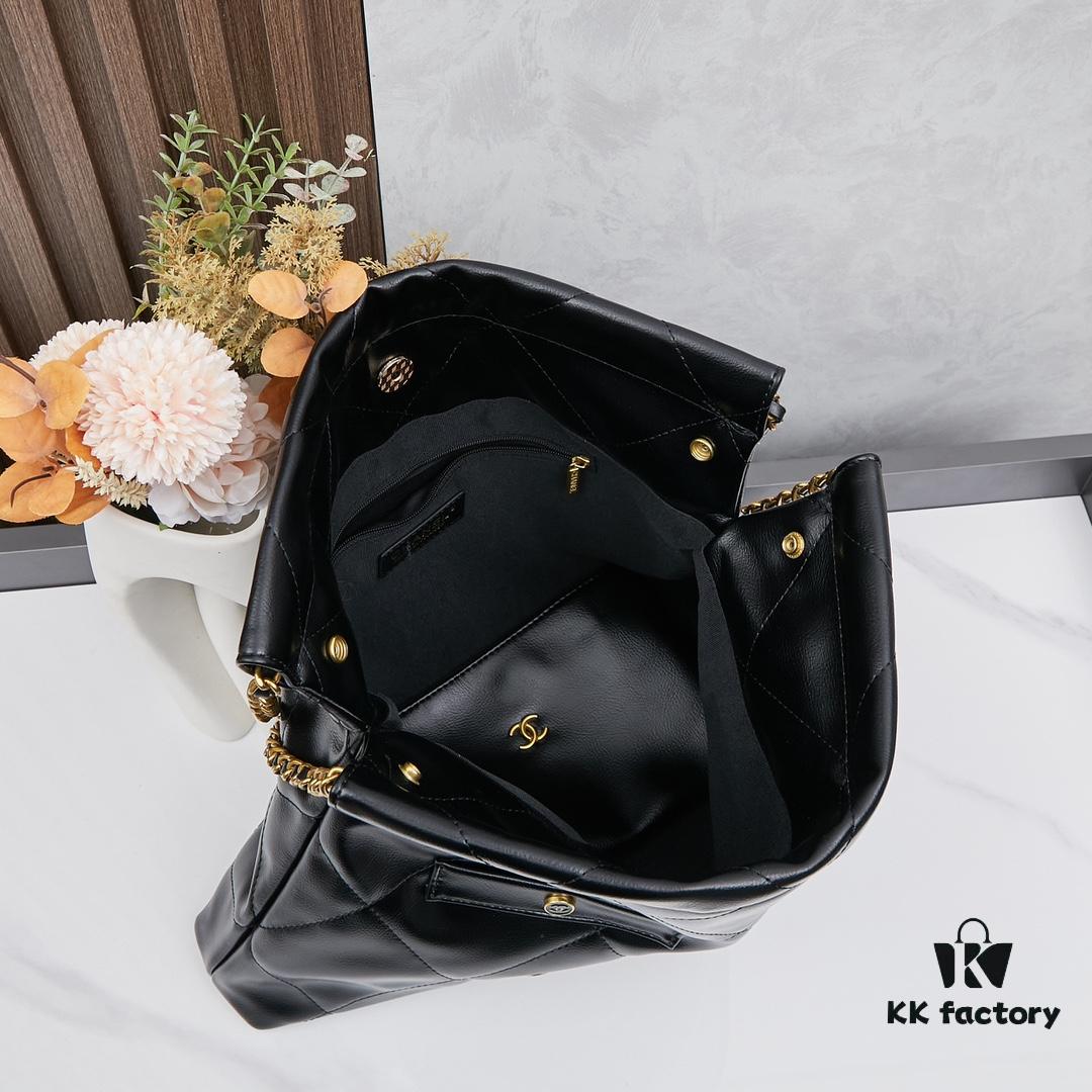 69310532908475d562cd8d7f New Chanel 24B Model | Small Black and Gold Double Pocket 22Bag 🖤