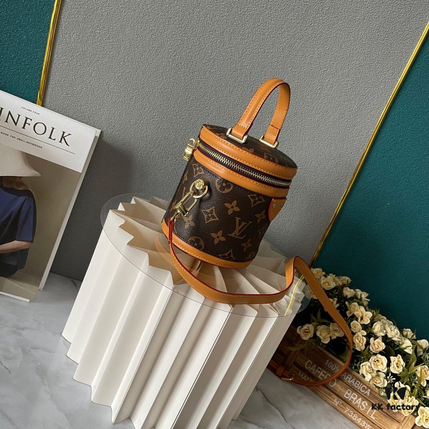 Upgraded Version [Exclusive Real Photo M82952 Damier Azur and Sunflower] This Nano Cannes Handbag features a cylindrical silhouette crafted from Monogram canvas, echoing the design of a makeup pouch.
