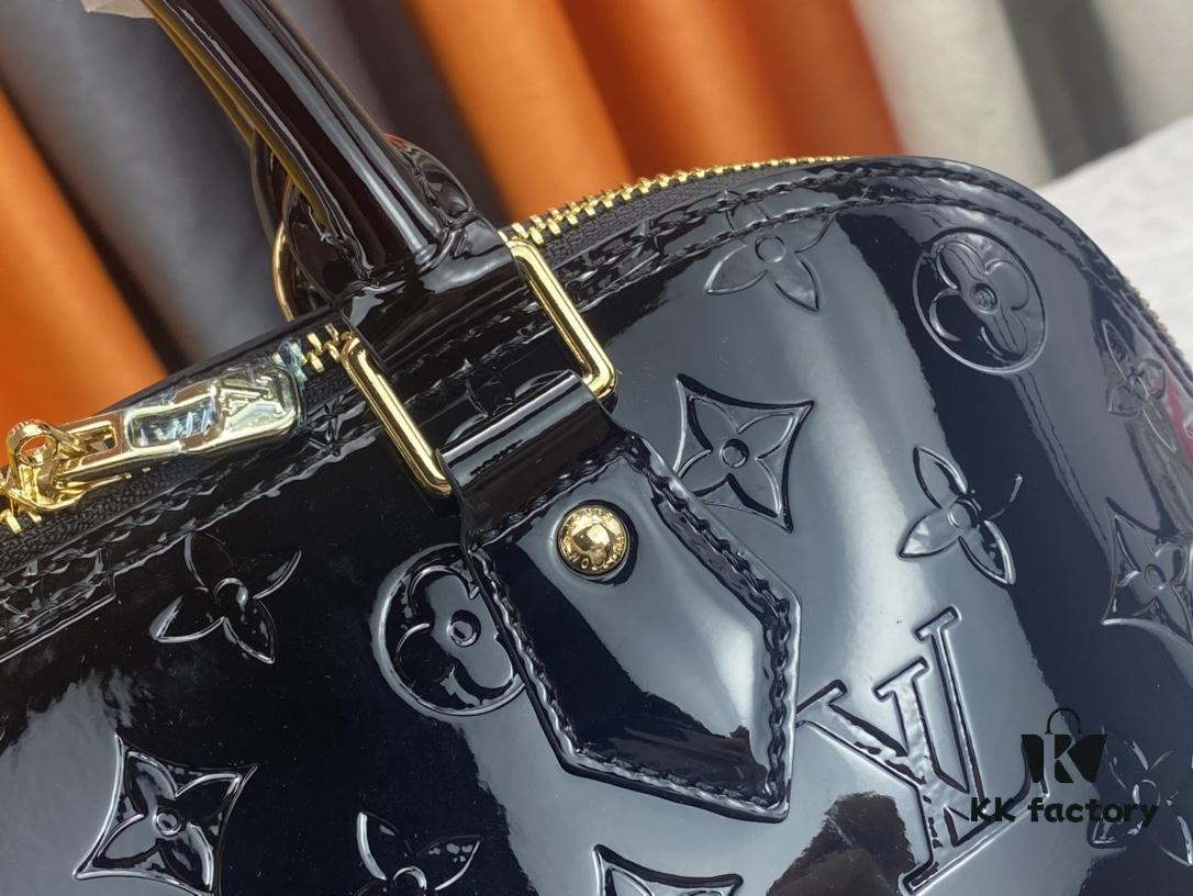 6931077d908475d562cd8dcd Authentic Exclusive Real-Shot Background! M54395, M54785, 54786 This avant-garde and modern Tote Miroir Clutch made from smooth patent calf leather. Featuring an oversized LV monogram, bold silhouette lines, and a distinctive design paired with a detachable new-style shoulder strap!