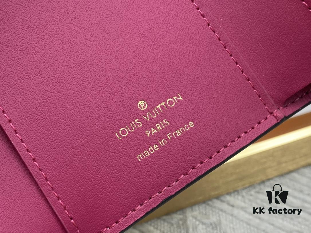 6931078b908475d562cd8dd0 M62157/62158 Soft Leather Wallet Inspired by Iconic Design Lines