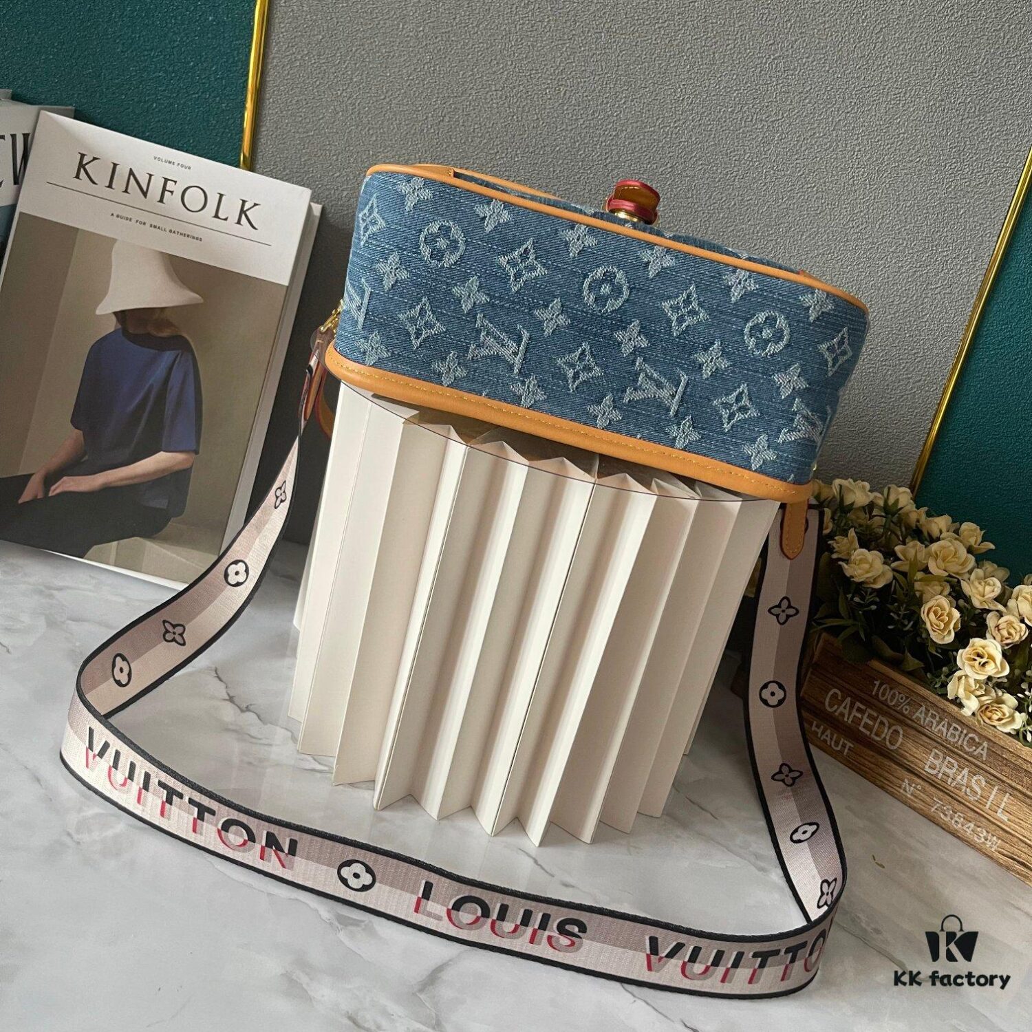 693107b1908475d562cd8dd5 Upgraded 180 M46386 M45985 Denim Baguette Series New Diane Handbag