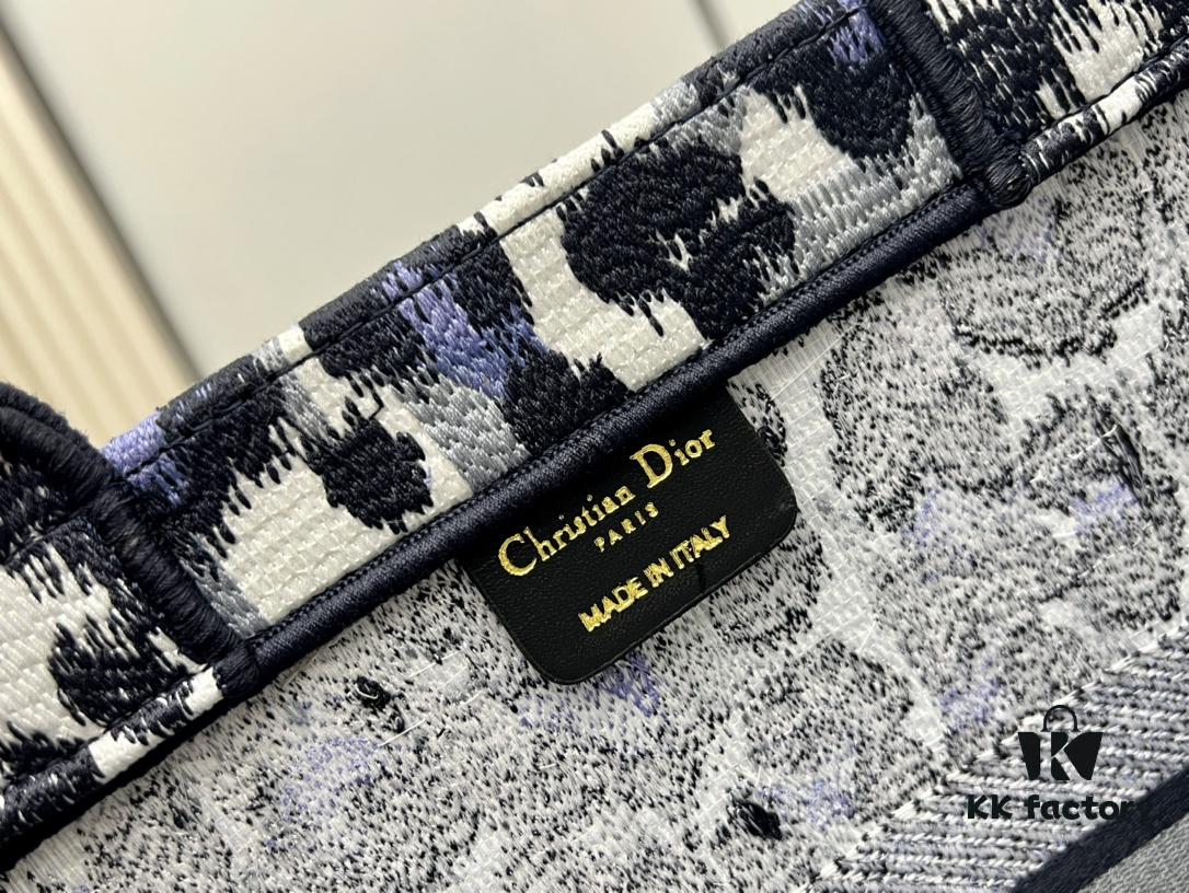 ️Thick Yarn Heavy Fabric Original Order Medium [Dior Book Tote]