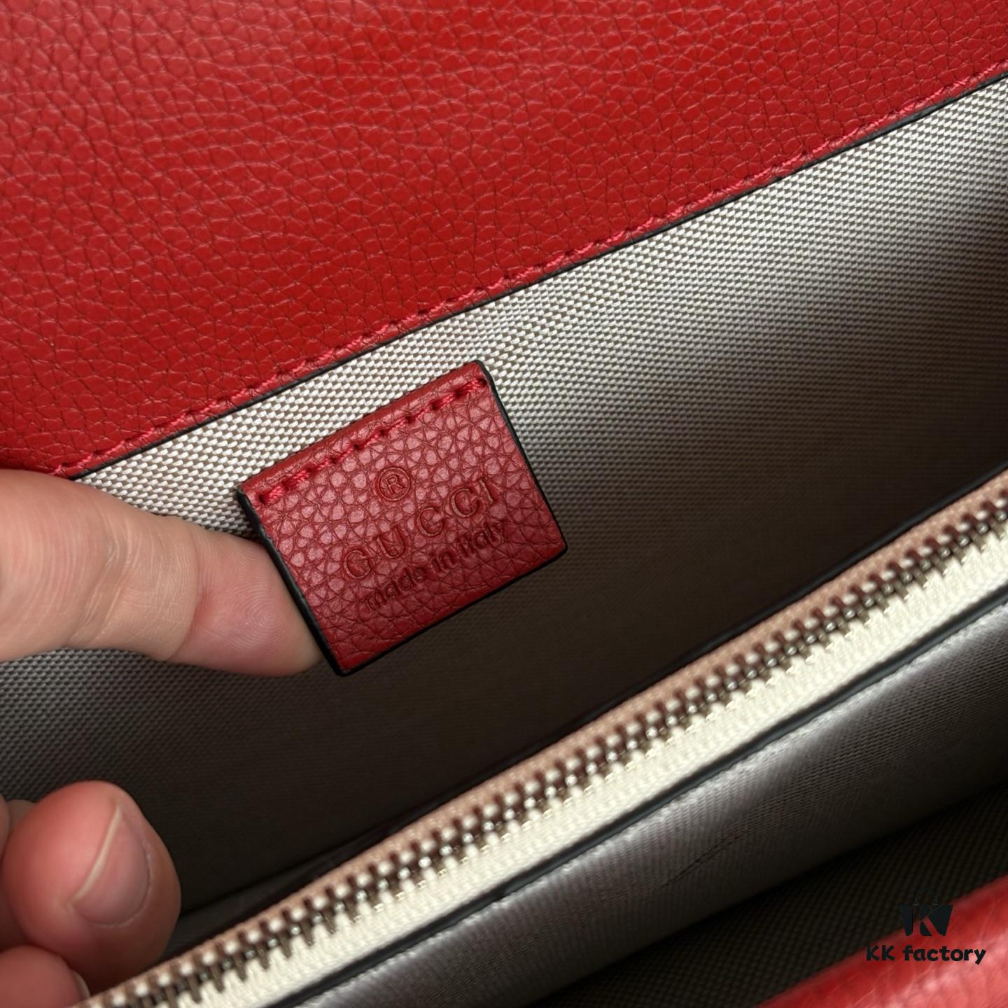 69310969908475d562cd8e19 Upgraded Version Real Shot # Model: 400249 Red Full Leather Size: 28✖️18✖️9cm