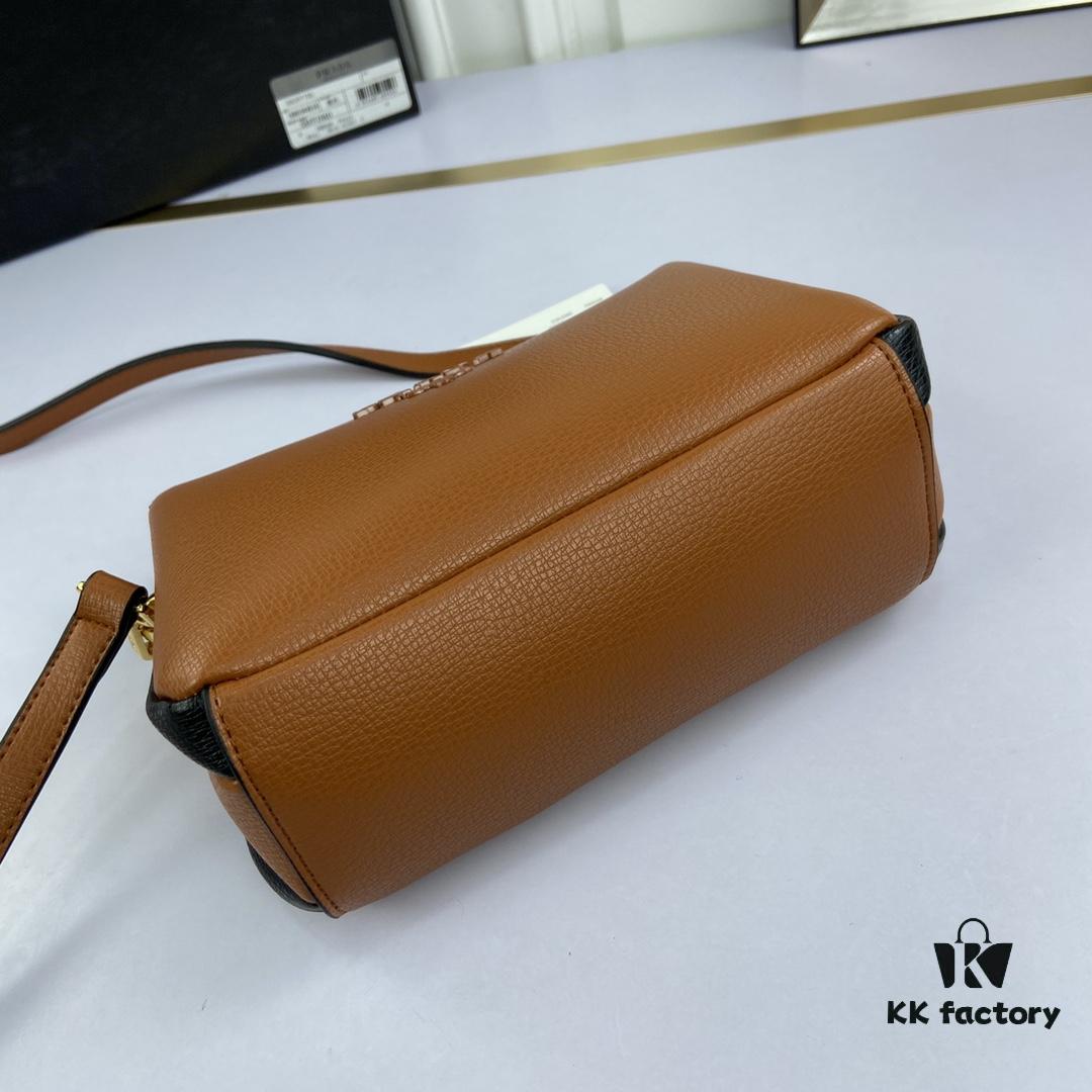 New Prada Flip Shoulder Crossbody Bag Model 66136 with Two Straps, Striped Strap Genuine Leather Handbag, 2019 Summer Fashion Women's Bag