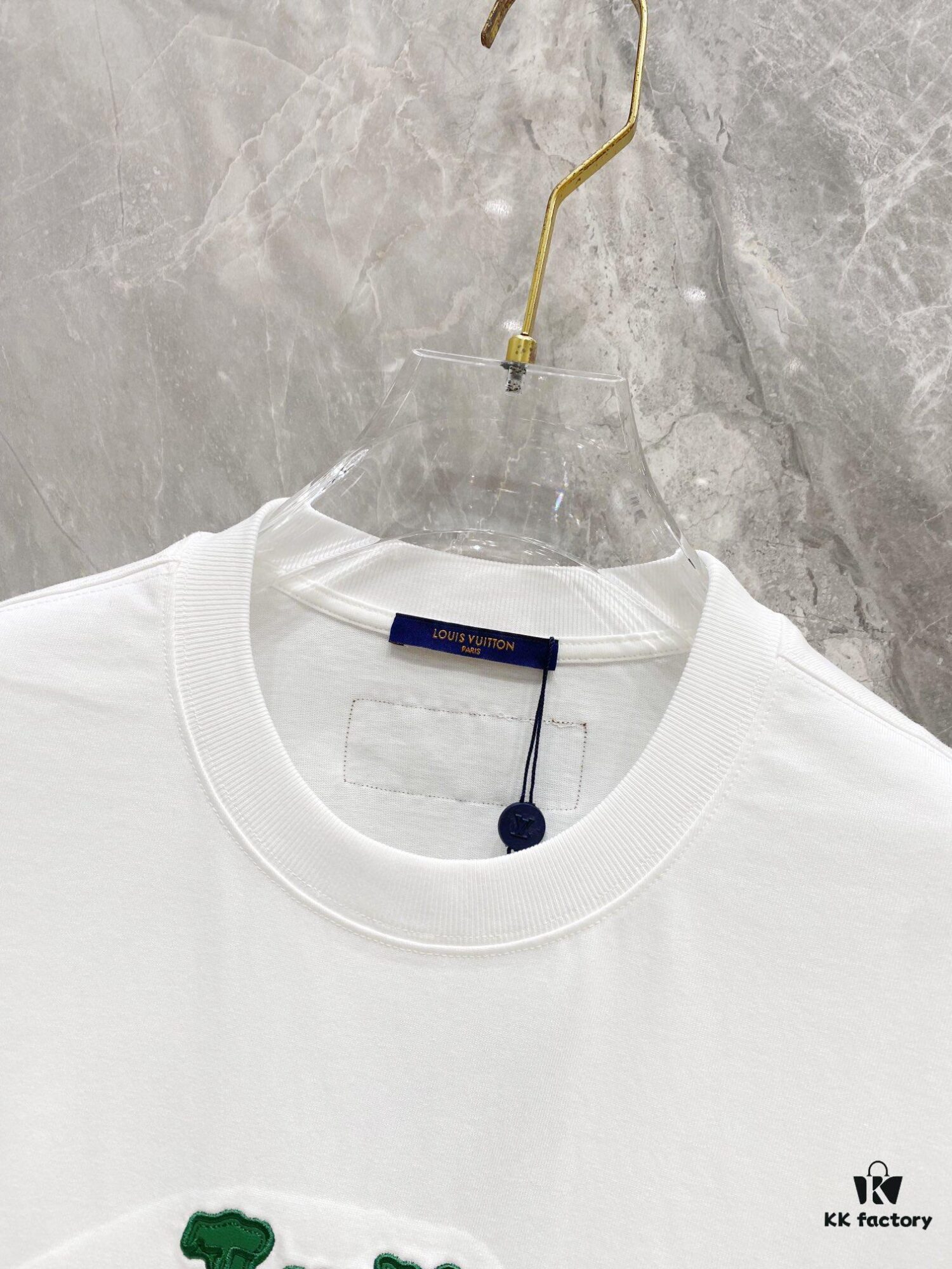 693110e0908475d562cd8f46 1V 25SS Spring New Arrival T-Shirt! 260g High-Grammage Pure Cotton Fabric, Comfortable Wear. Simple Design, Fashionable and Trendy. Slightly Loose Fit, Casual and Comfortable, Suitable for Various Occasions. Whether Shopping, Gathering or Relaxing, This T-Shirt Adds Style and Personality to Your Look.