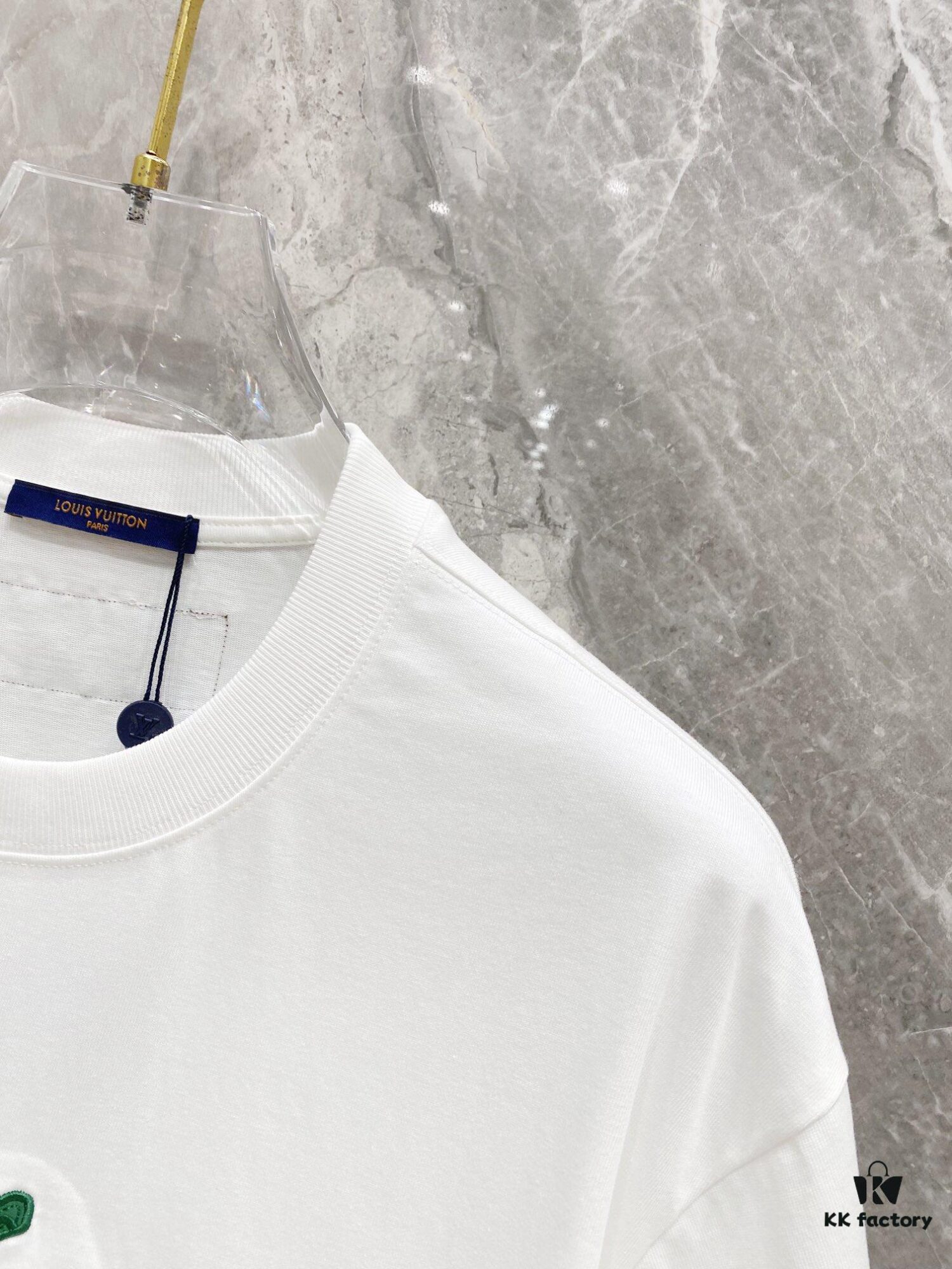 693110e8908475d562cd8f47 1V 25SS Spring New Arrival T-Shirt! 260g High-Grammage Pure Cotton Fabric, Comfortable Wear. Simple Design, Fashionable and Trendy. Slightly Loose Fit, Casual and Comfortable, Suitable for Various Occasions. Whether Shopping, Gathering or Relaxing, This T-Shirt Adds Style and Personality to Your Look.