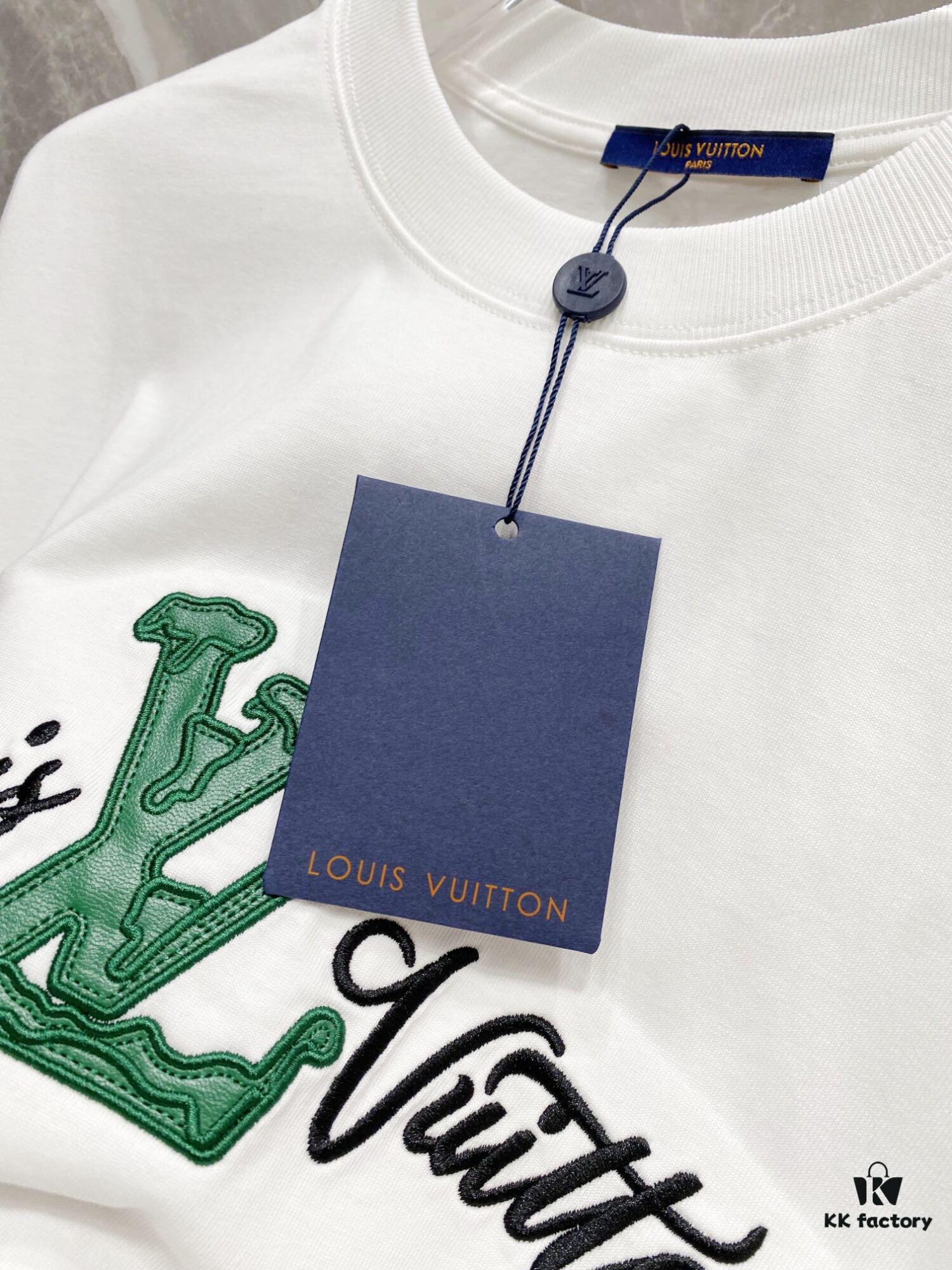 693110f0908475d562cd8f48 1V 25SS Spring New Arrival T-Shirt! 260g High-Grammage Pure Cotton Fabric, Comfortable Wear. Simple Design, Fashionable and Trendy. Slightly Loose Fit, Casual and Comfortable, Suitable for Various Occasions. Whether Shopping, Gathering or Relaxing, This T-Shirt Adds Style and Personality to Your Look.