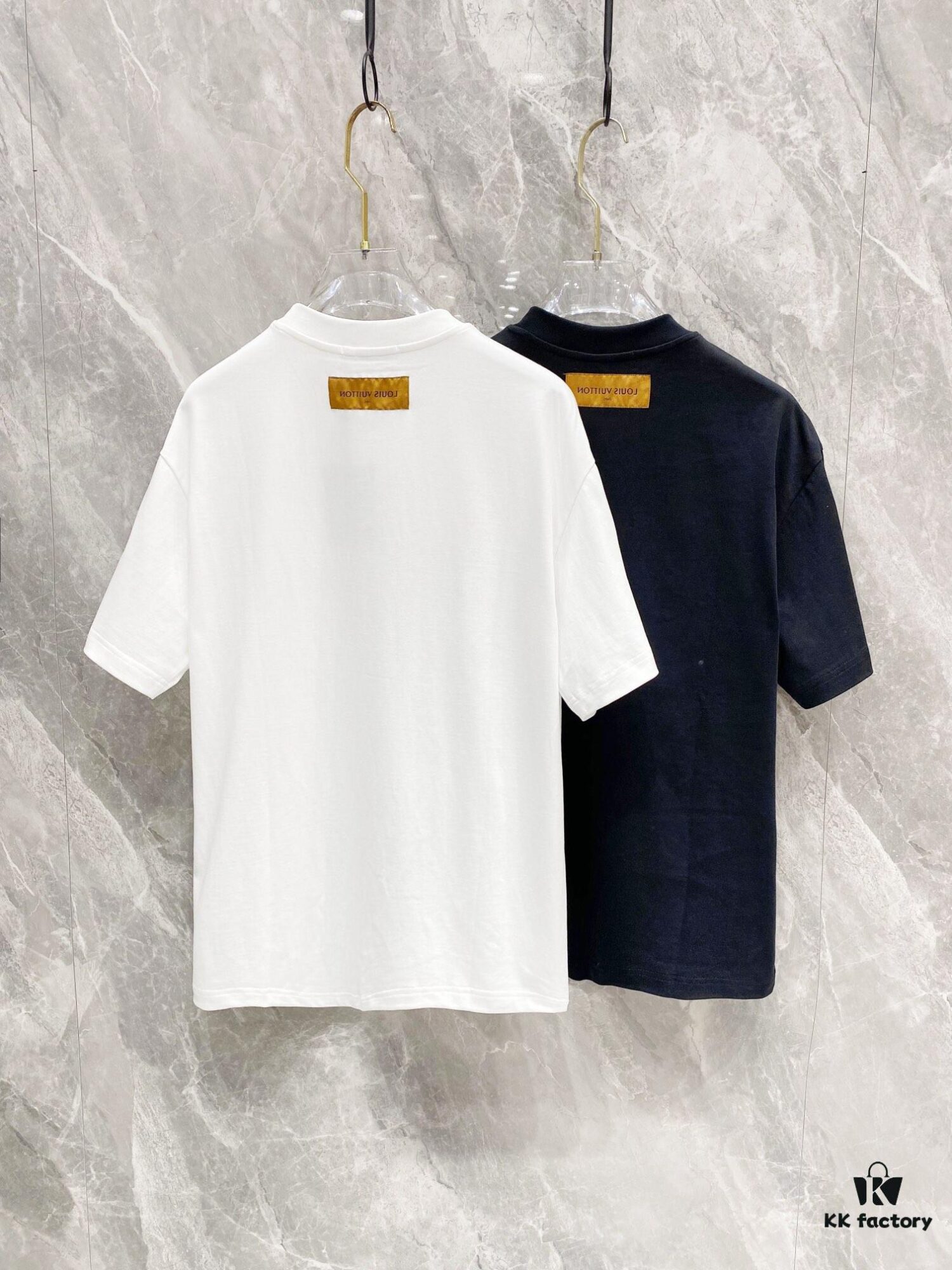 6931112a908475d562cd8f4c 1V 25SS Spring New Arrival T-Shirt! 260g High-Grammage Pure Cotton Fabric, Comfortable Wear. Simple Design, Fashionable and Trendy. Slightly Loose Fit, Casual and Comfortable, Suitable for Various Occasions. Whether Shopping, Gathering or Relaxing, This T-Shirt Adds Style and Personality to Your Look.