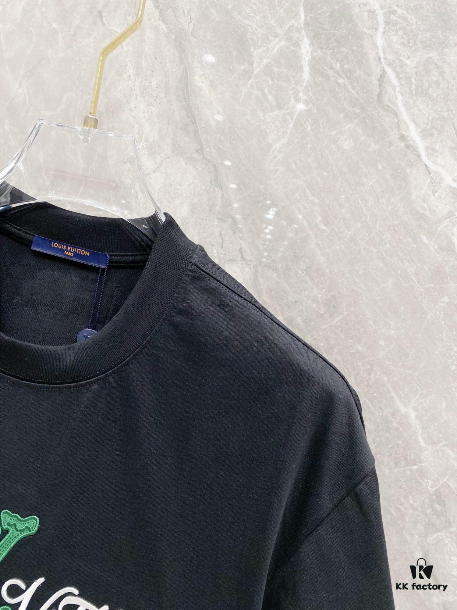 6931114a908475d562cd8f50 1V 25SS Spring New Arrival T-Shirt! 260g High-Grammage Pure Cotton Fabric, Comfortable to Wear. Minimalist Design, Fashionable and Trendy. Slightly Loose Fit for Casual Comfort, Suitable for Various Occasions. Whether Shopping, Hanging Out or Relaxing, This T-Shirt Adds a Touch of Style and Personality.