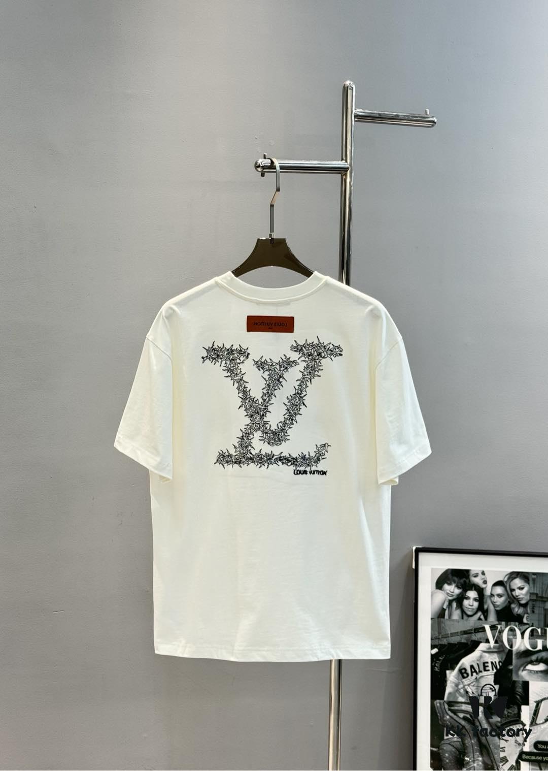 6931117e908475d562cd8f5b Donkey Brand * 2025 New Arrival Streetwear T-Shirt, Unisex Design – Heavyweight Style Recommended! 260g Pure Cotton Fabric Offers Exceptional Comfort, 3D Embroidery on Chest with Brand Lettering Highlighting the Theme, Back Features Classic Airplane LV Texture Pattern for a Distinctive Visual and Tactile Experience, Triple Labels Included