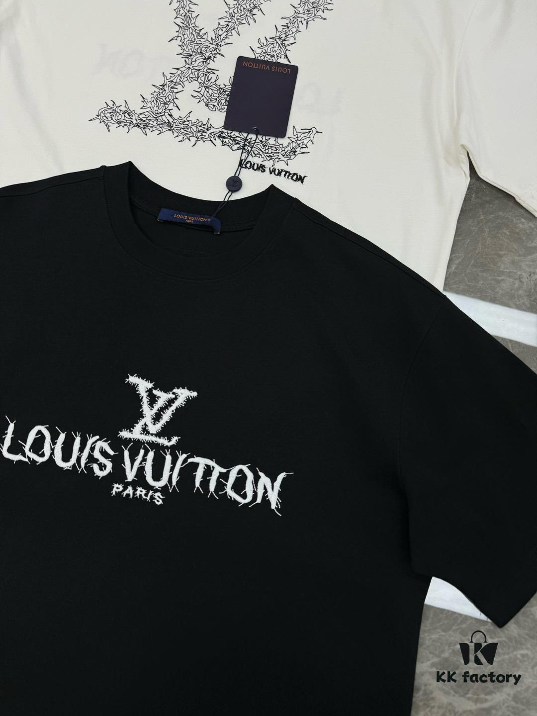 69311183908475d562cd8f5d Donkey Brand * 2025 New Arrival Streetwear T-Shirt, Unisex Design – Heavyweight Style Recommended! 260g Pure Cotton Fabric Offers Exceptional Comfort, 3D Embroidery on Chest with Brand Lettering Highlighting the Theme, Back Features Classic Airplane LV Texture Pattern for a Distinctive Visual and Tactile Experience, Triple Labels Included