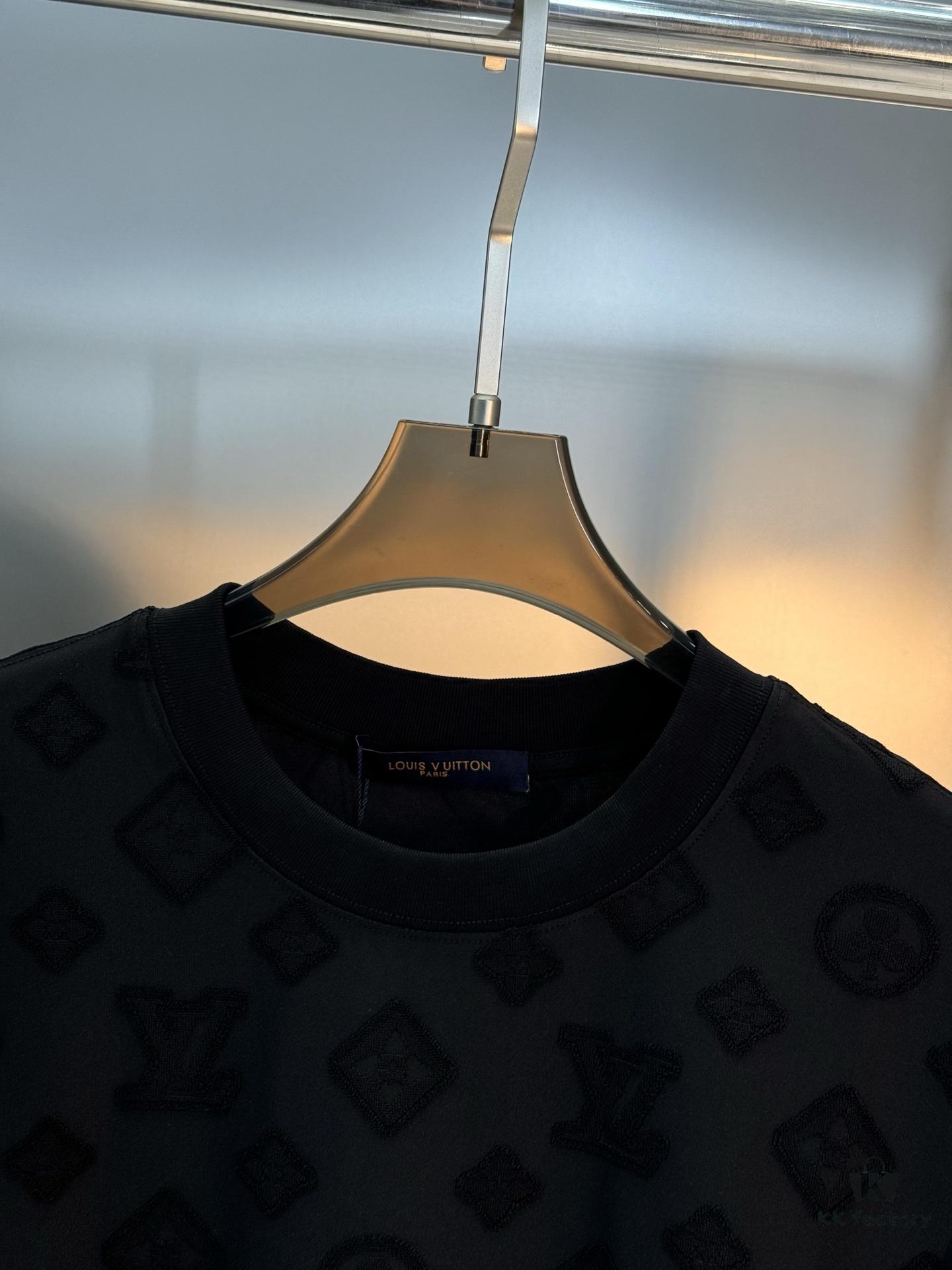 693112b5908475d562cd8fa9 Donkey Brand * 25s New Arrival Unisex T-Shirt, Double-Sided Heavy Embroidered Tee with Classic Letter Design, Naturally Woven Jacquard Fabric in Fresh Colors, Layered Logo Craftsmanship, Premium 260g Pure Cotton Custom Fabric, Reinforced Collar Ribbing, High-Quality Seam Detailing on Shoulders