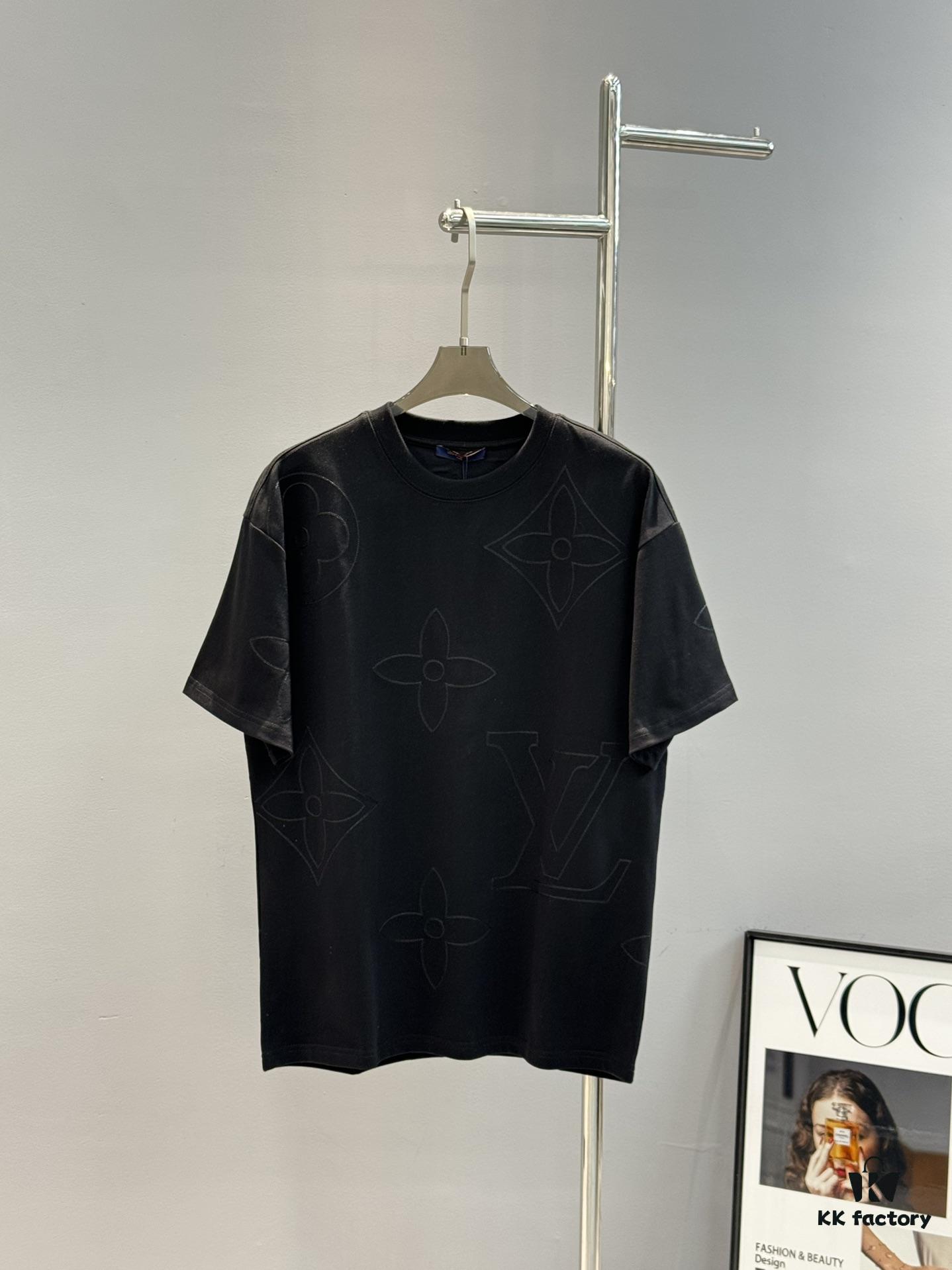 693112bd908475d562cd8fac Donkey Brand * 2025 New Streetwear T-Shirt. Bestseller Recommendation 🔥 Unisex Design with All-Over Embroidery Craft, 260g Pure Cotton Fabric for Ultimate Comfort. Front and Back Feature Classic Logo Pattern with Textured Visual and Tactile Feel. Complete Triple Labeling Included.