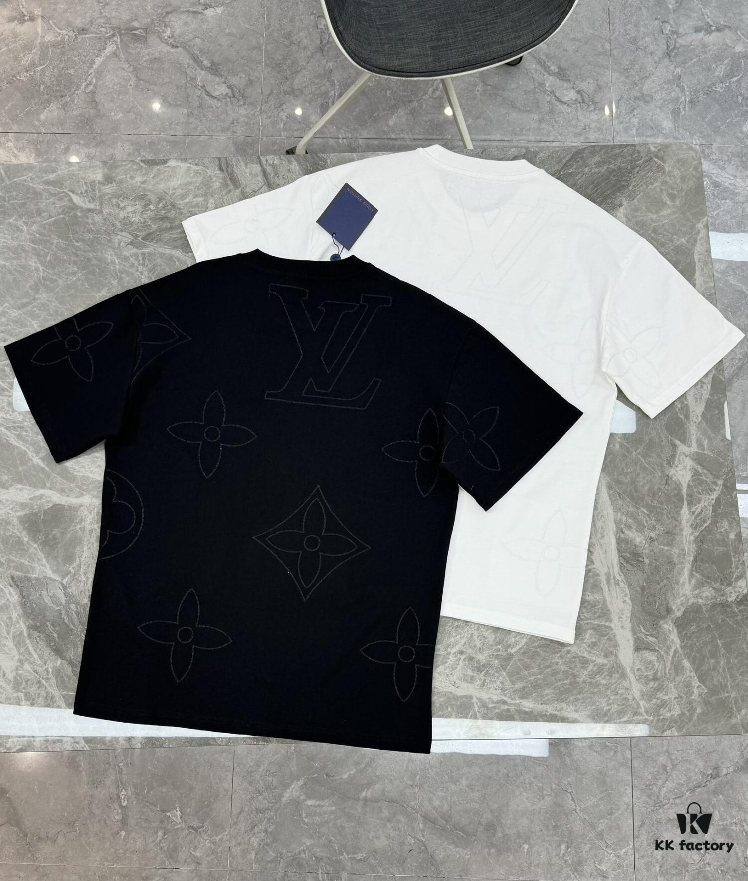 693112d3908475d562cd8fb4 Donkey Brand * 2025 New Streetwear T-Shirt. Bestseller Recommendation 🔥 Unisex Design with All-Over Embroidery Craft, 260g Pure Cotton Fabric for Ultimate Comfort. Front and Back Feature Classic Logo Pattern with Textured Visual and Tactile Feel. Complete Triple Labeling Included.