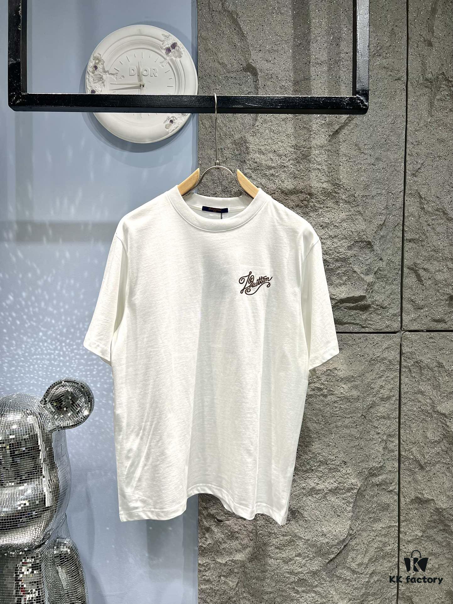 69311305908475d562cd8fc7 Louis Vuitton Embroidered Logo Short Sleeve T-Shirt