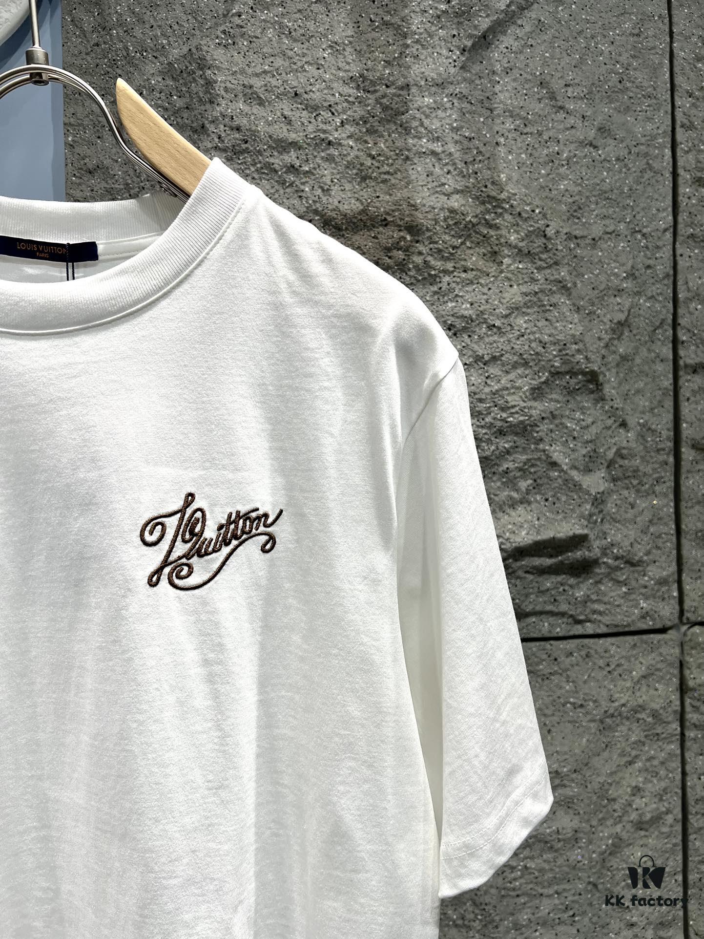 6931130d908475d562cd8fc9 Louis Vuitton Embroidered Logo Short Sleeve T-Shirt