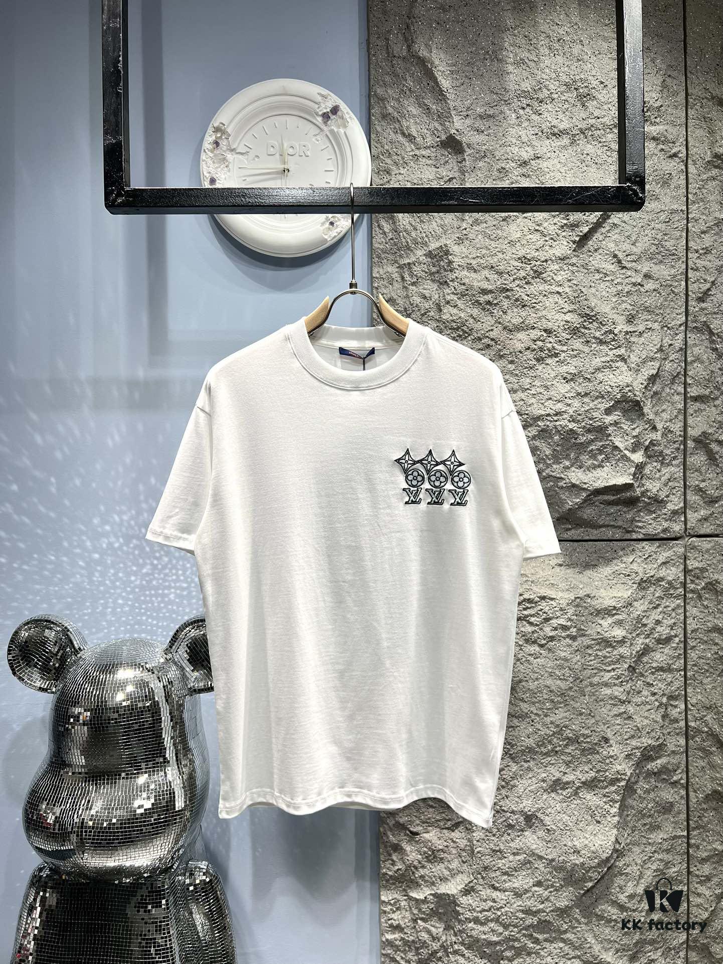 6931132e908475d562cd8fcf Louis Vuitton Embroidered Logo Short-Sleeve T-Shirt