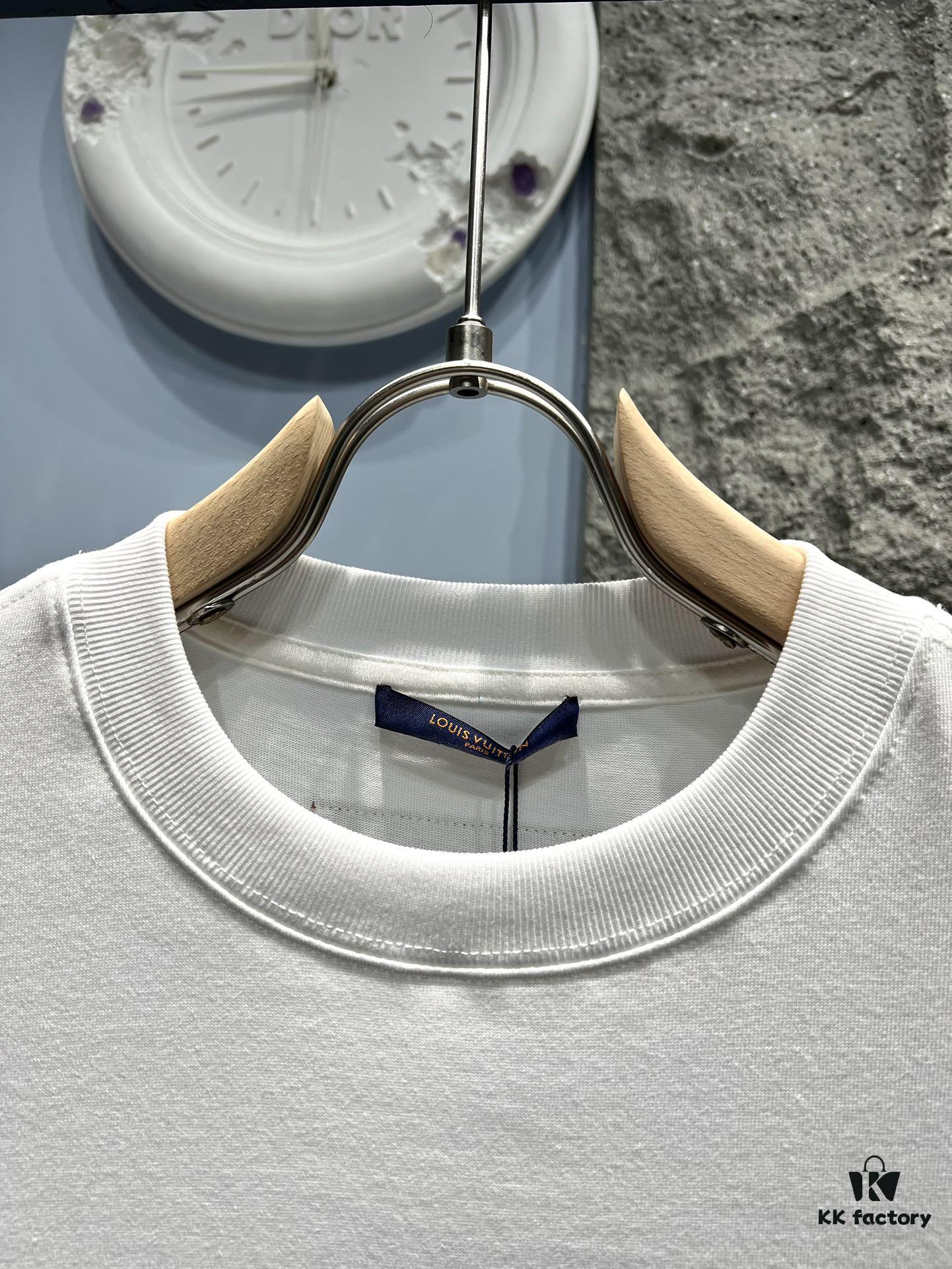 69311334908475d562cd8fd0 Louis Vuitton Embroidered Logo Short-Sleeve T-Shirt