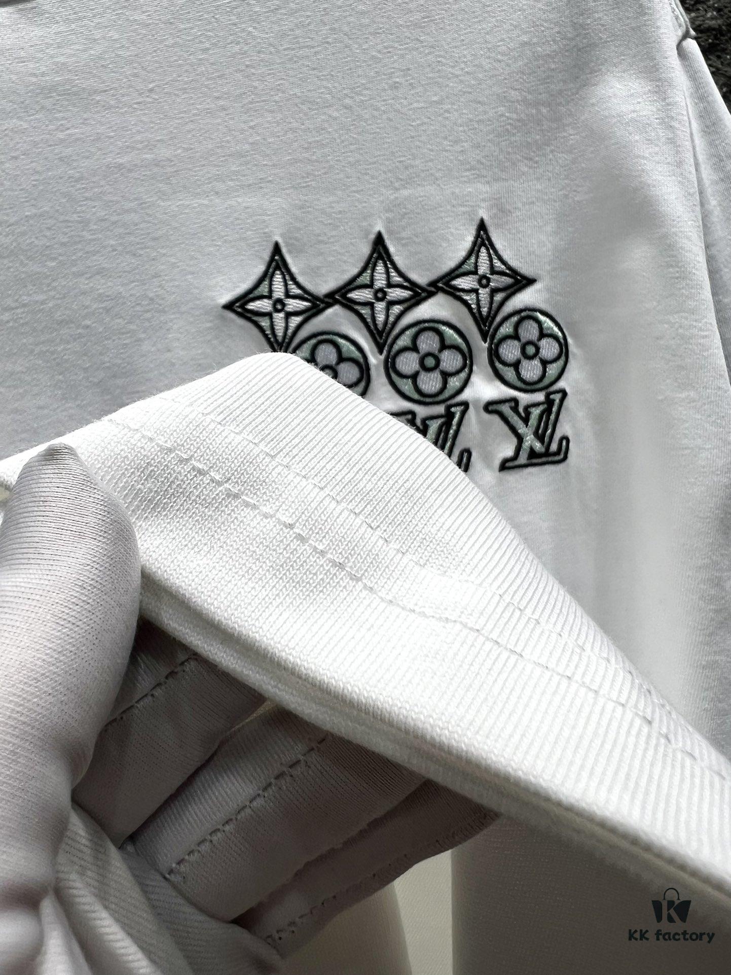 69311342908475d562cd8fd3 Louis Vuitton Embroidered Logo Short-Sleeve T-Shirt