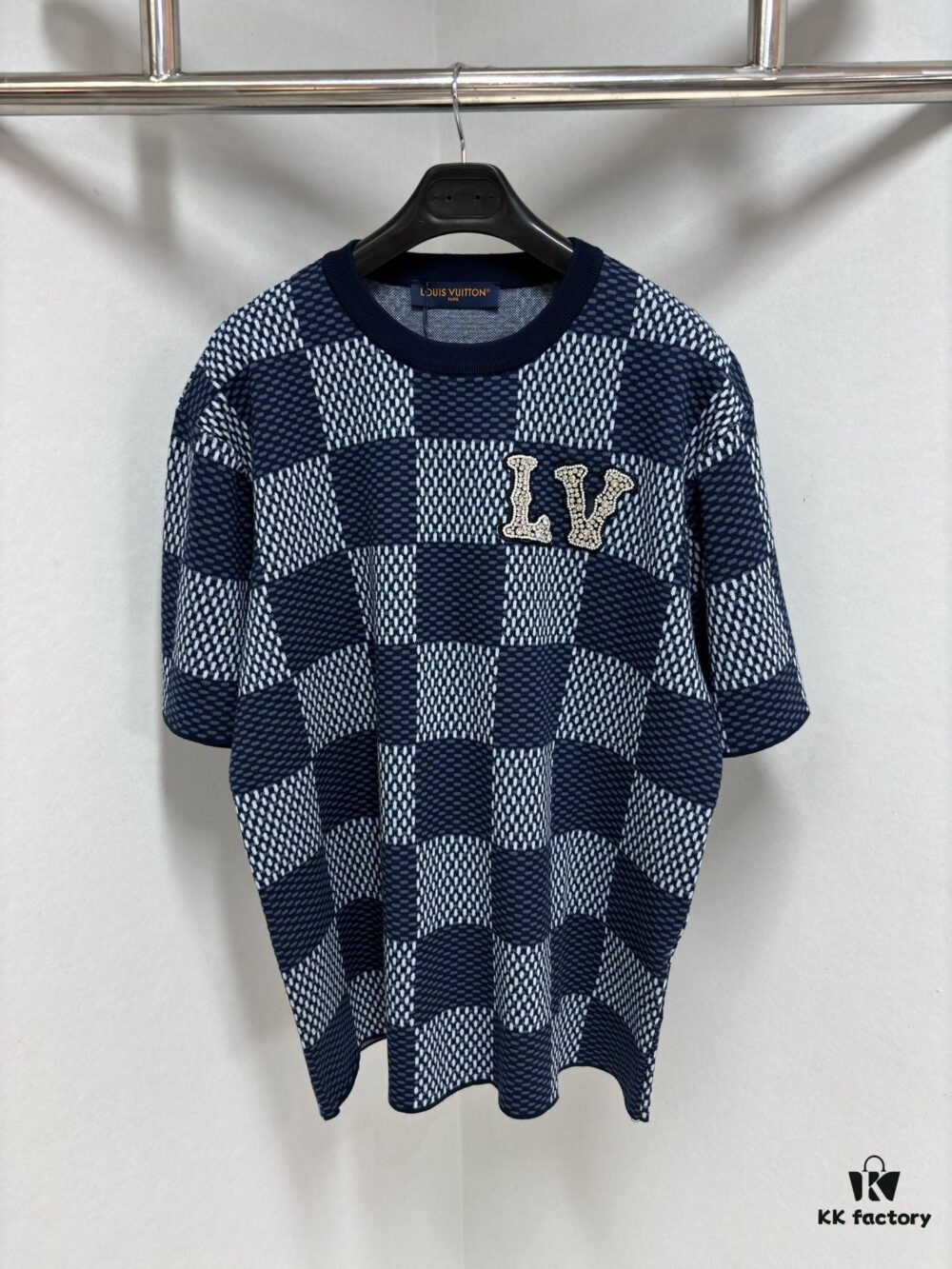 69311544908475d562cd9037 1V 25 New Arrival Cotton Short-Sleeve Round-Neck T-Shirt Featuring Damier Jacquard Pattern and LV Rhinestone Embroidered Patch on Chest for a Refined Touch, Unisex Style